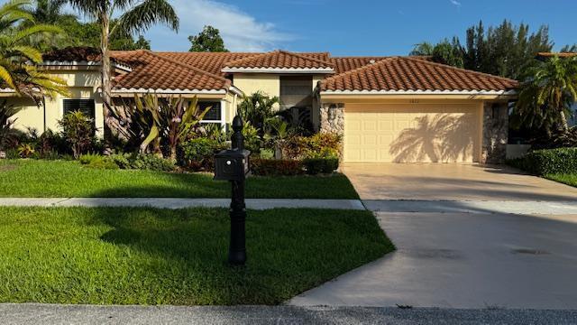 11822 Island Lakes Lane
