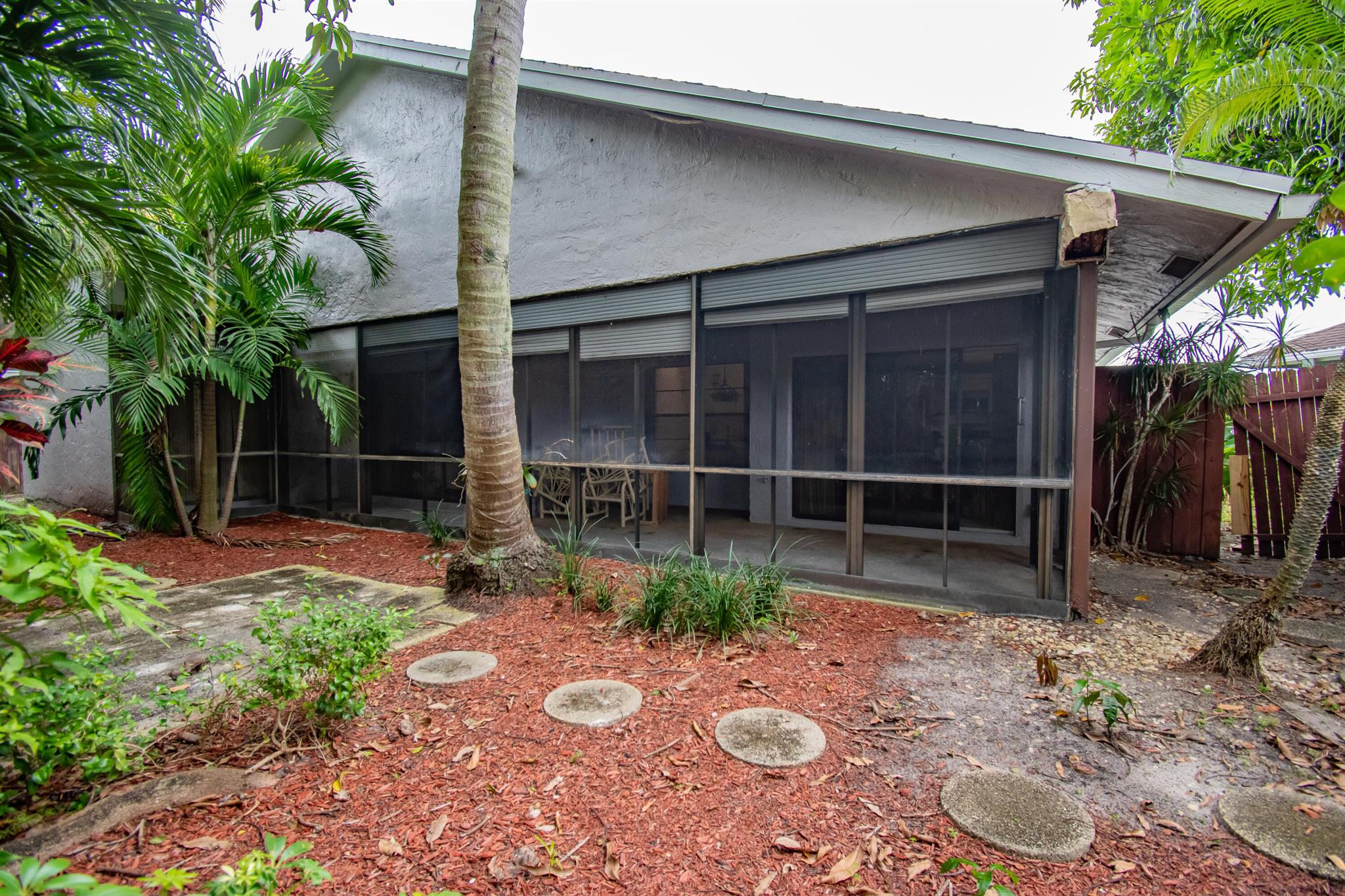 7917 Chula Vista Crescent