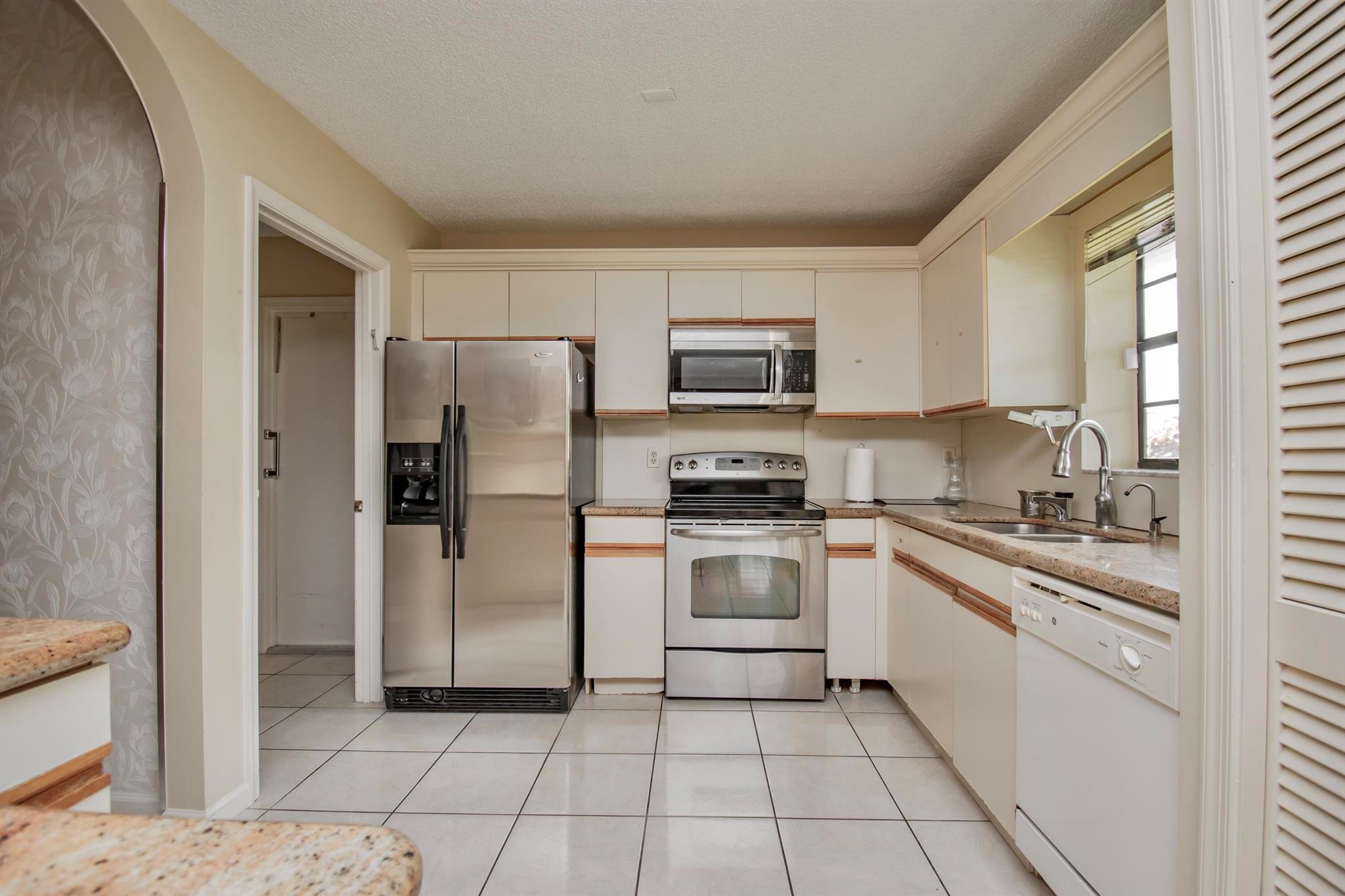 7917 Chula Vista Crescent