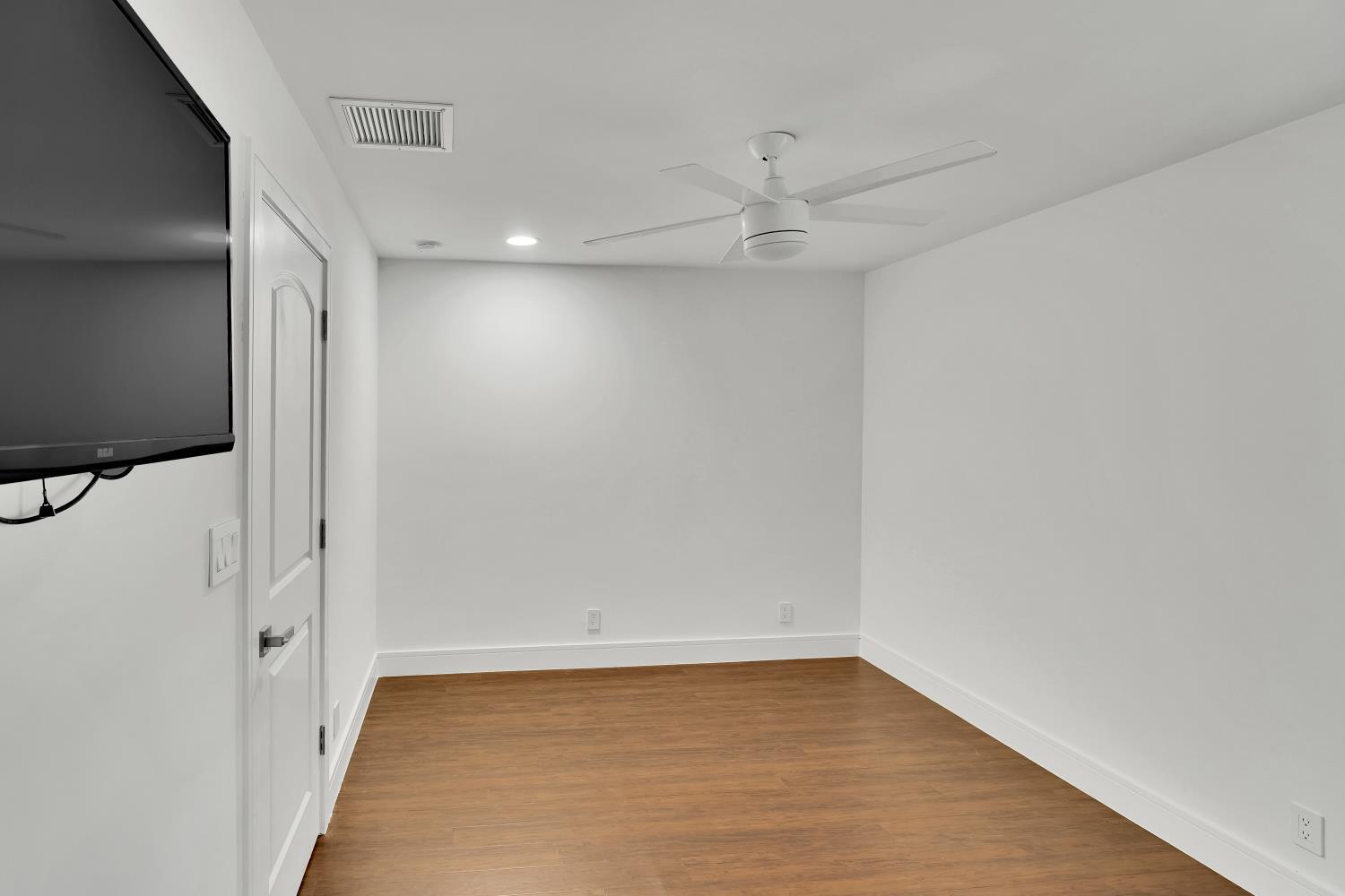 7880 Cummings Lane