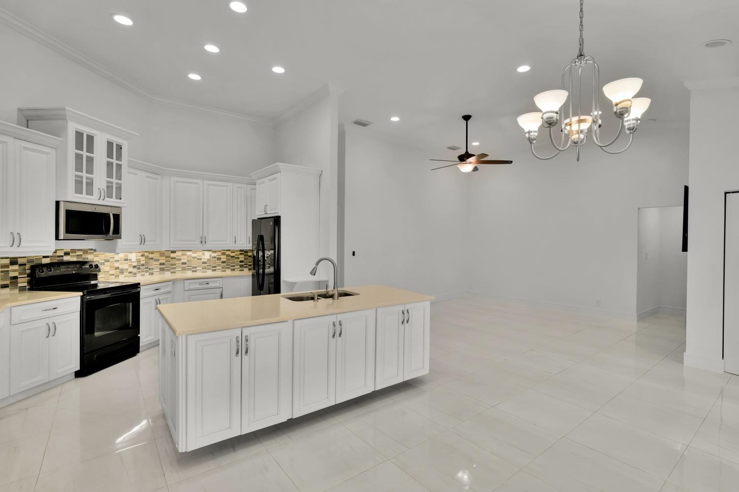 7880 Cummings Lane