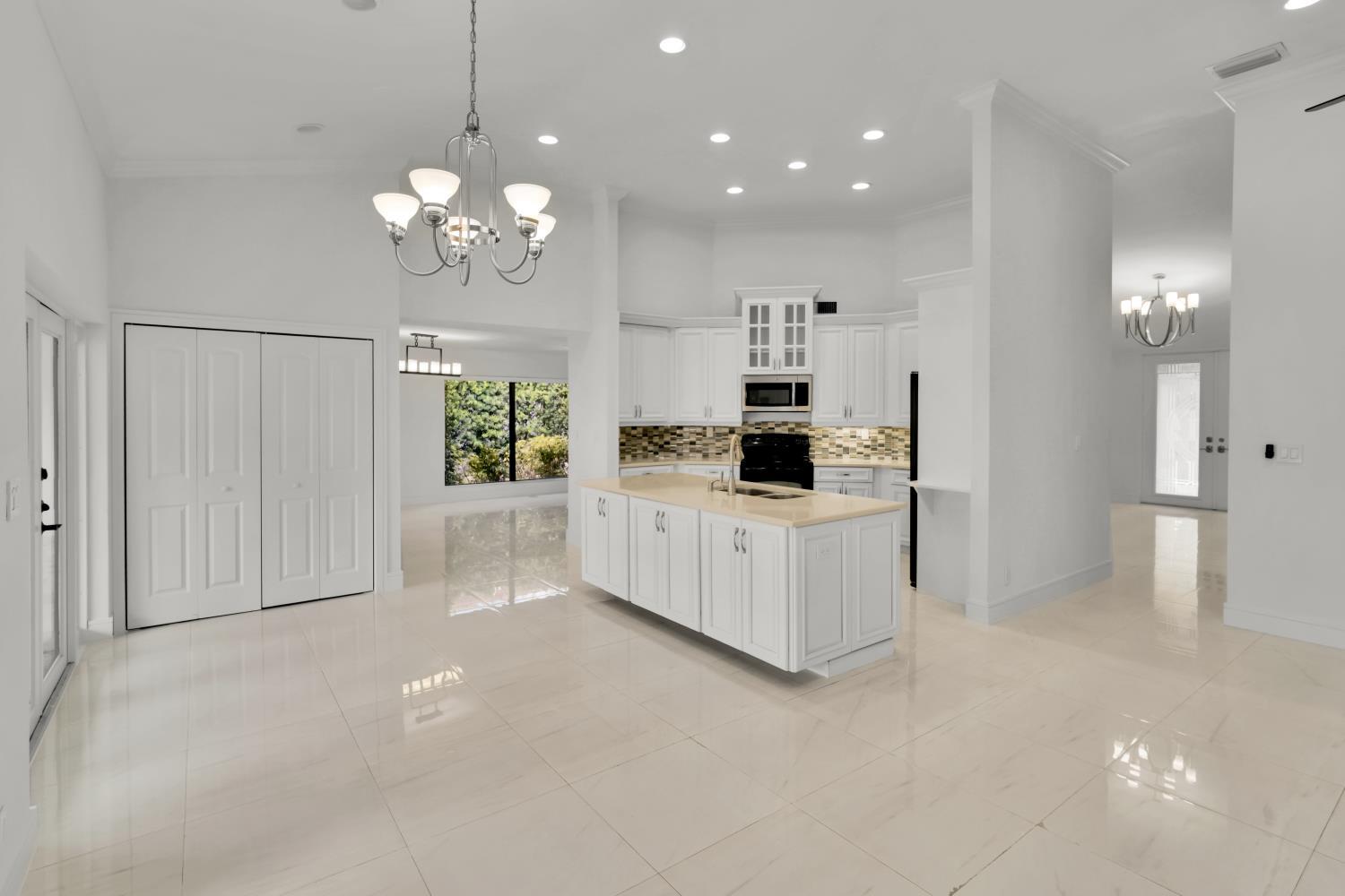 7880 Cummings Lane