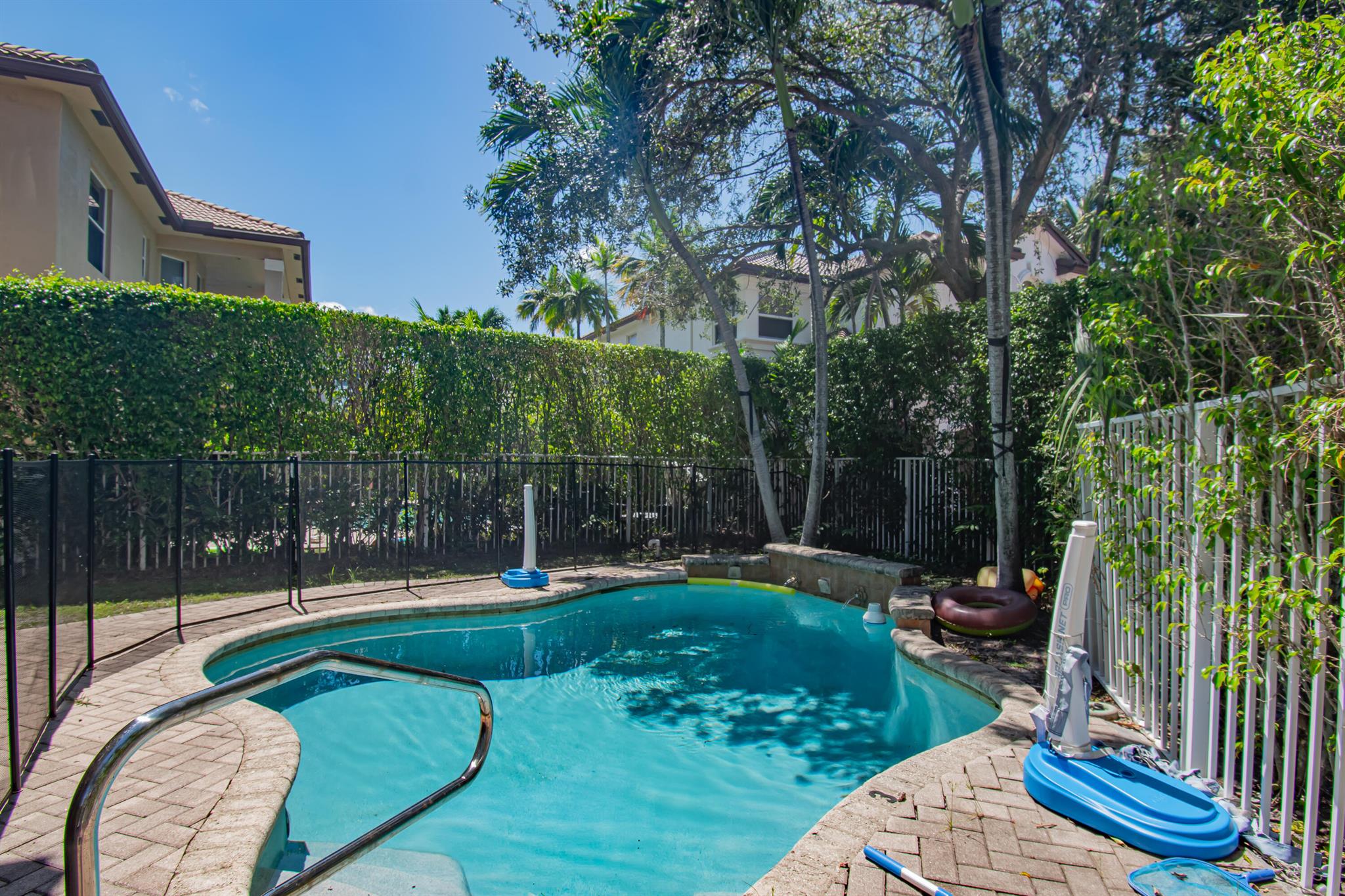 9851 Palma Vista Way