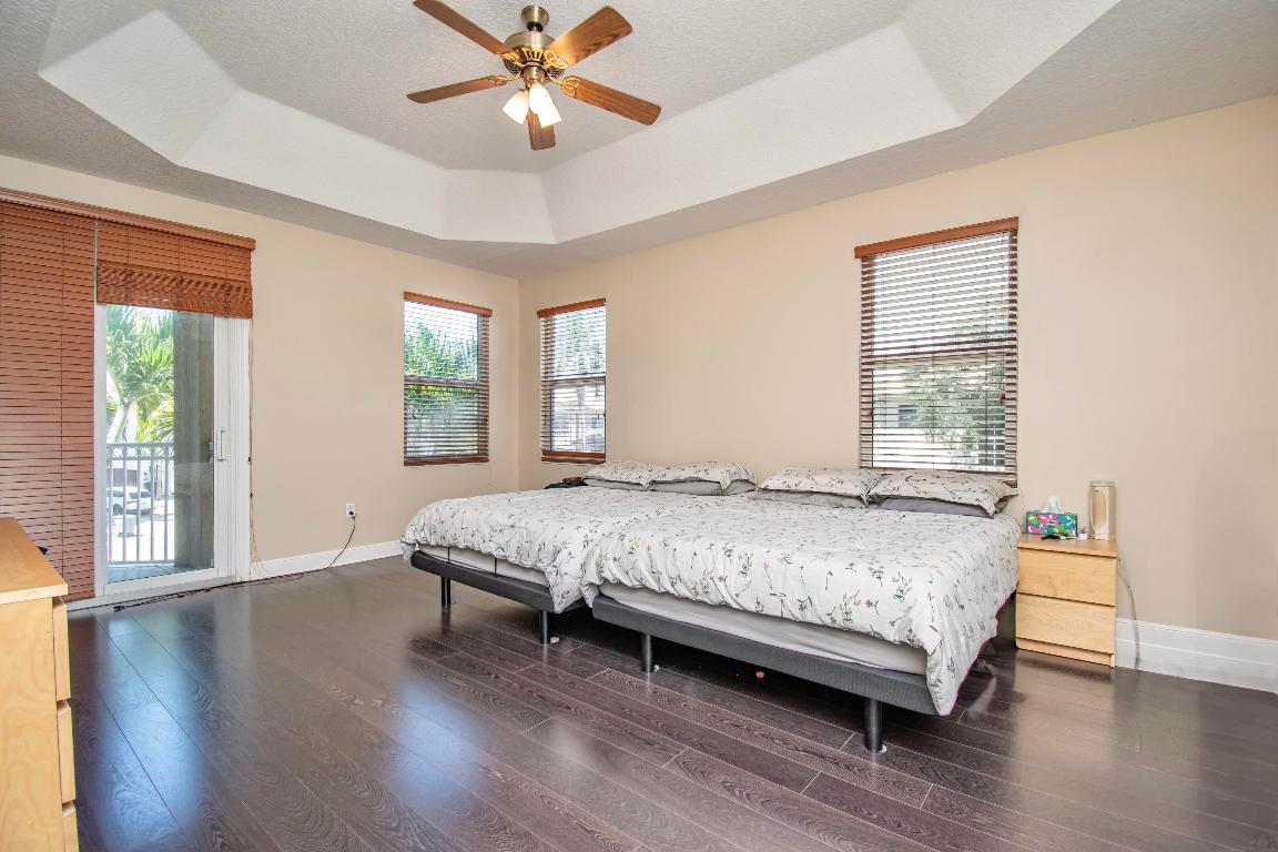 9851 Palma Vista Way