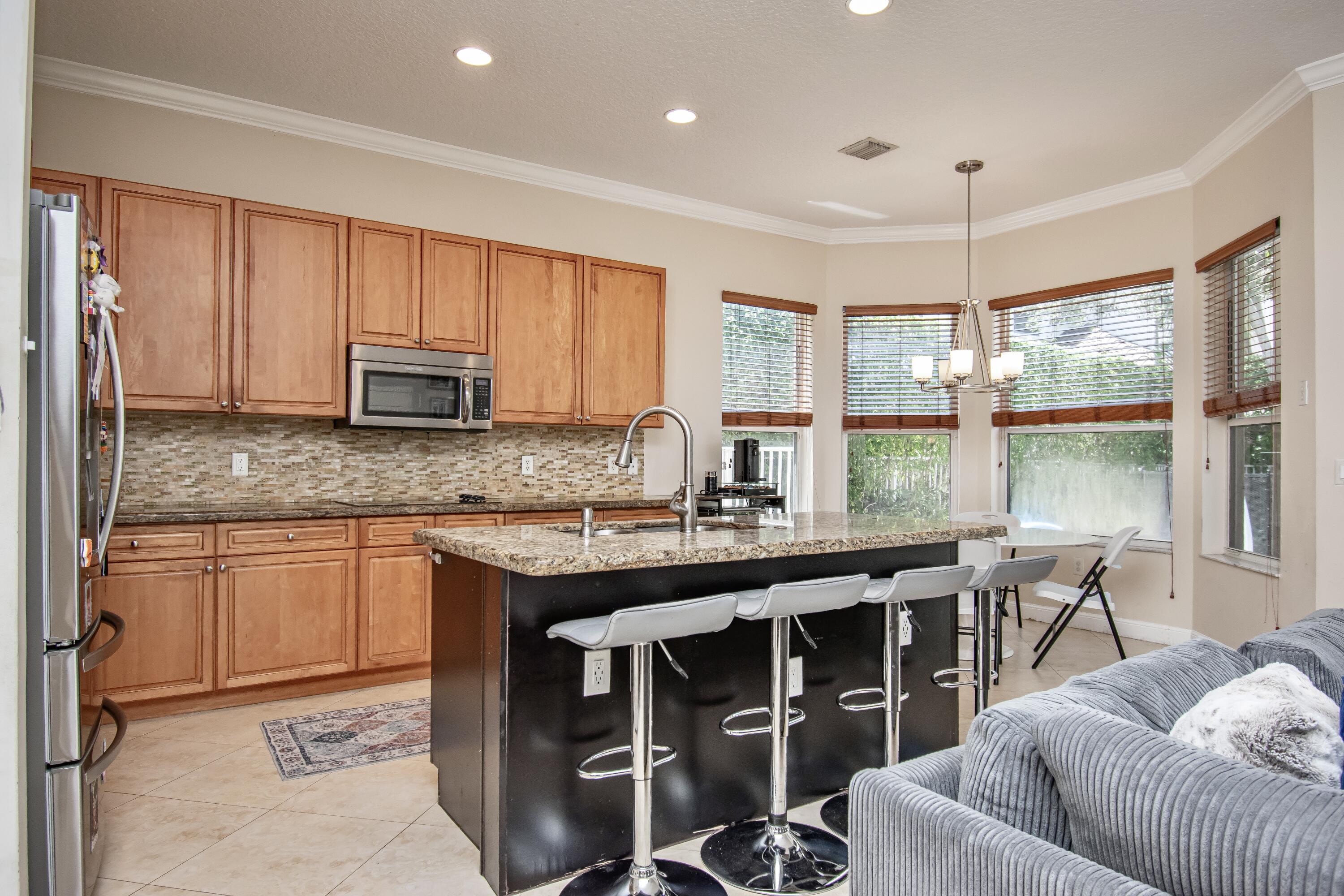 9851 Palma Vista Way