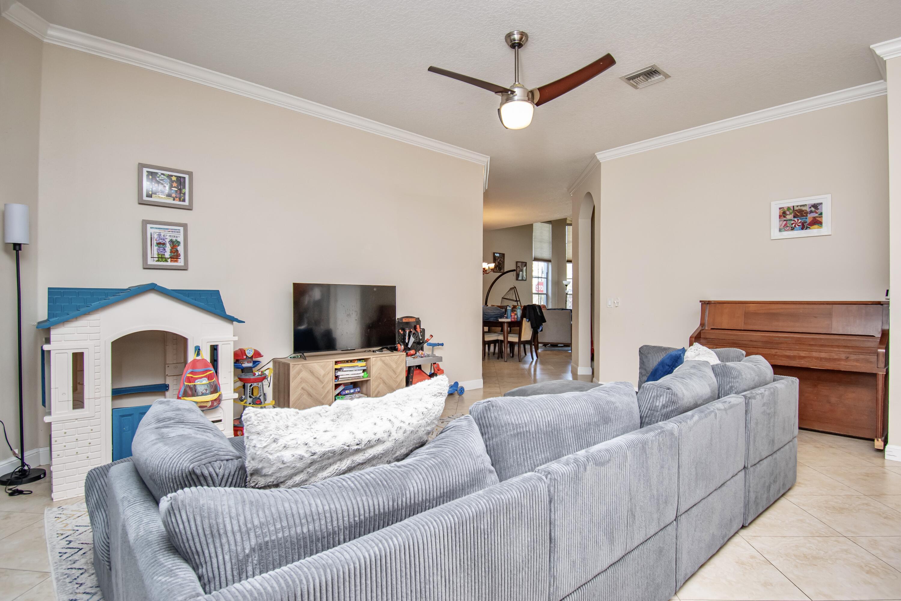 9851 Palma Vista Way