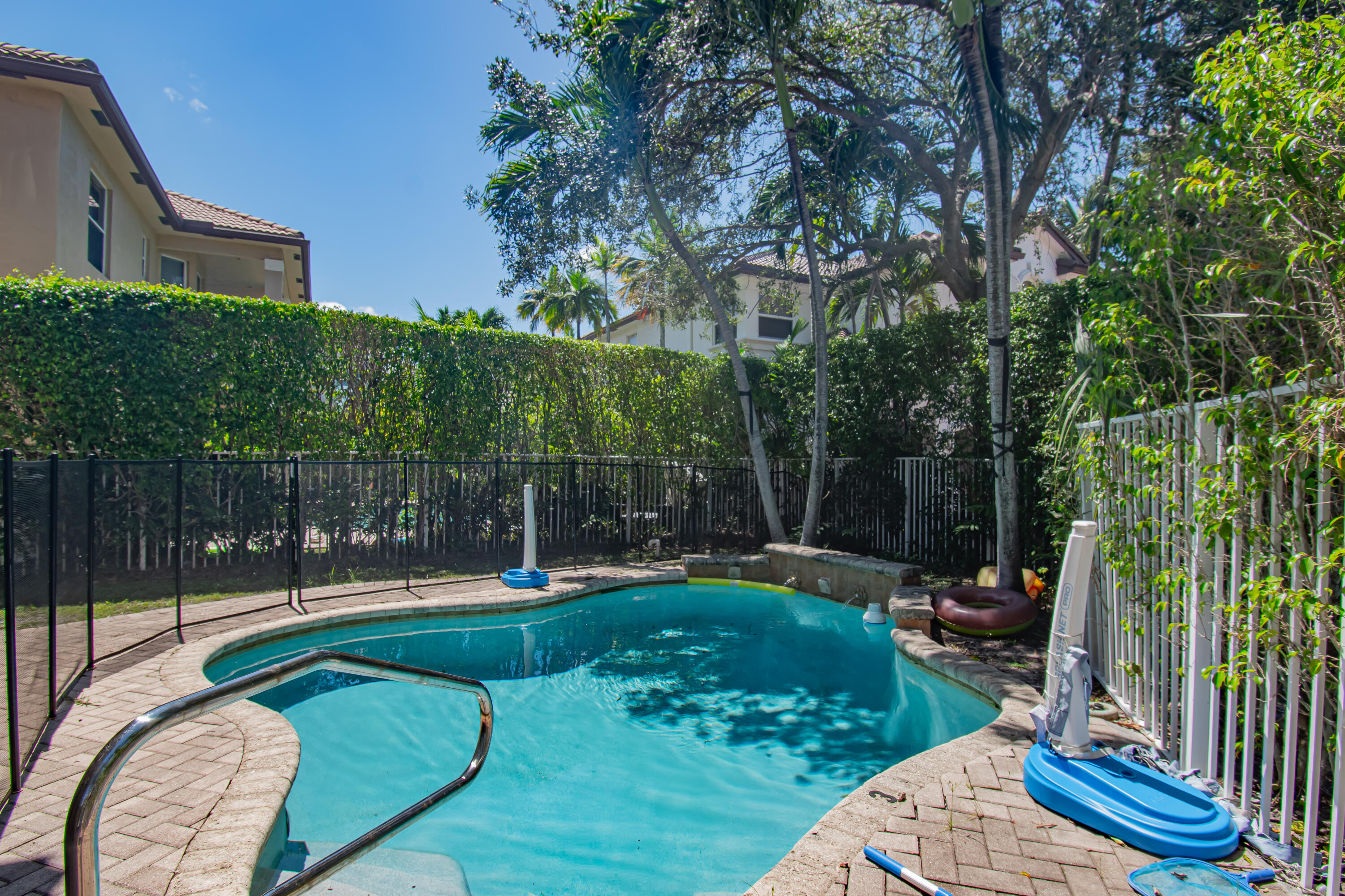 9851 Palma Vista Way