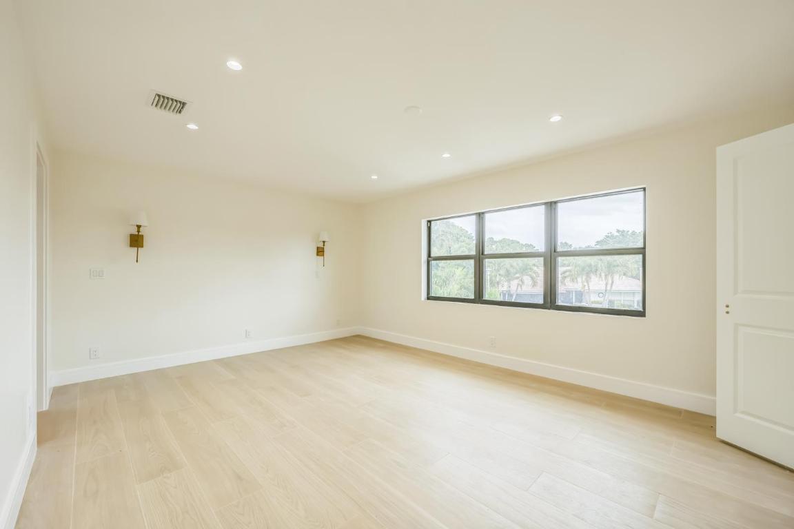 7033 San Sebastian Circle