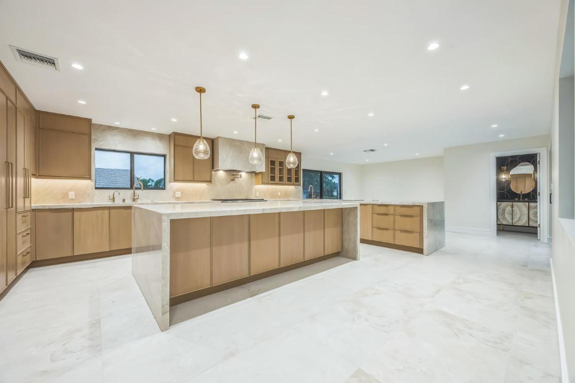 7033 San Sebastian Circle