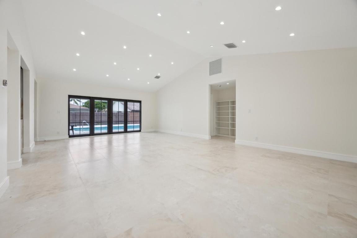 7033 San Sebastian Circle