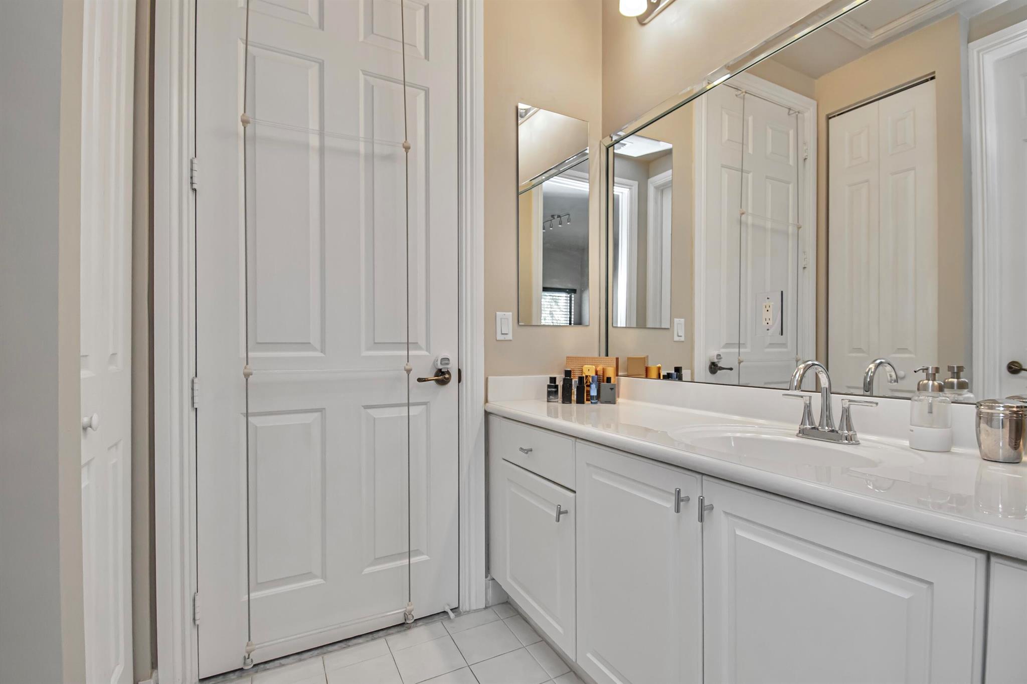 16106 Rosecroft Terrace