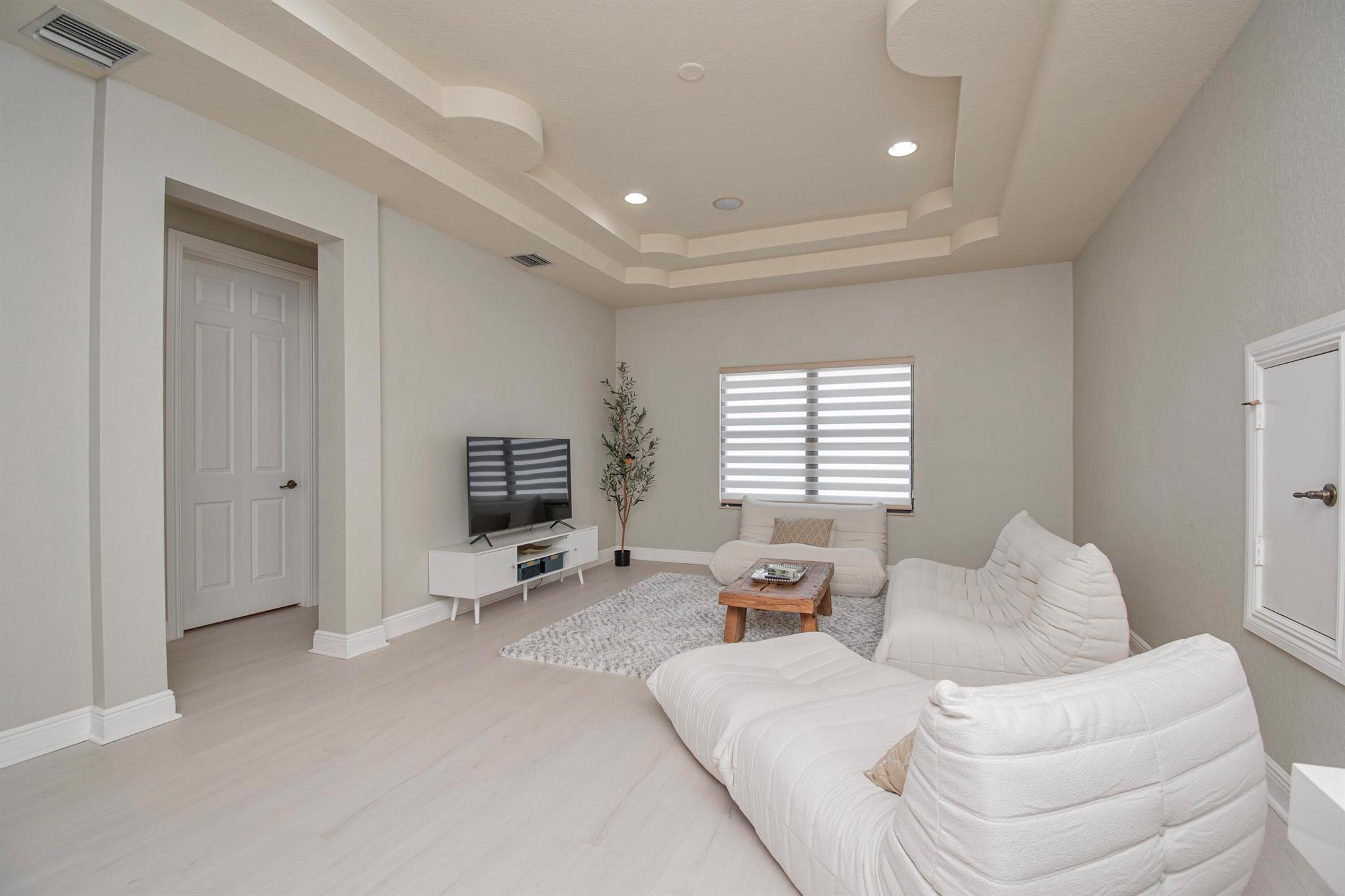 16106 Rosecroft Terrace