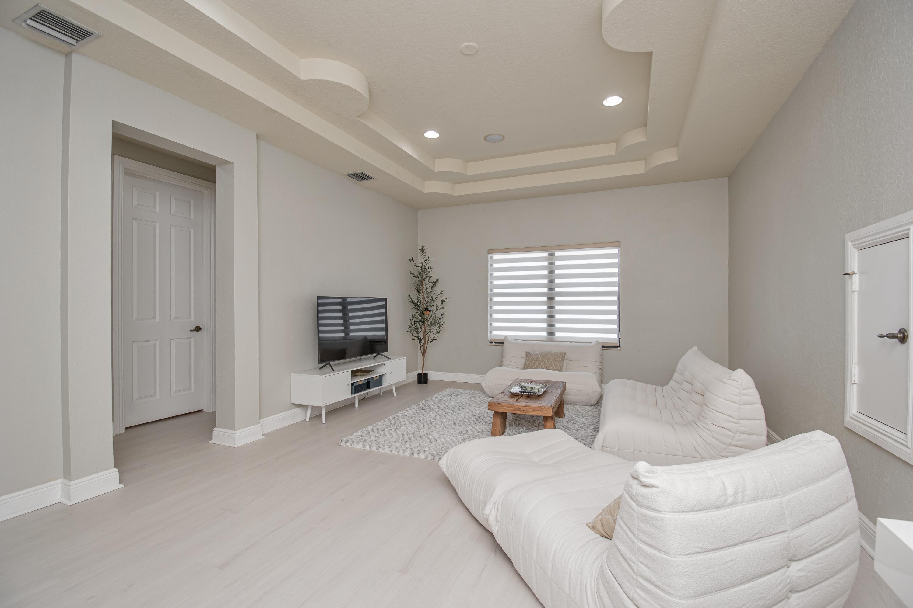 16106 Rosecroft Terrace