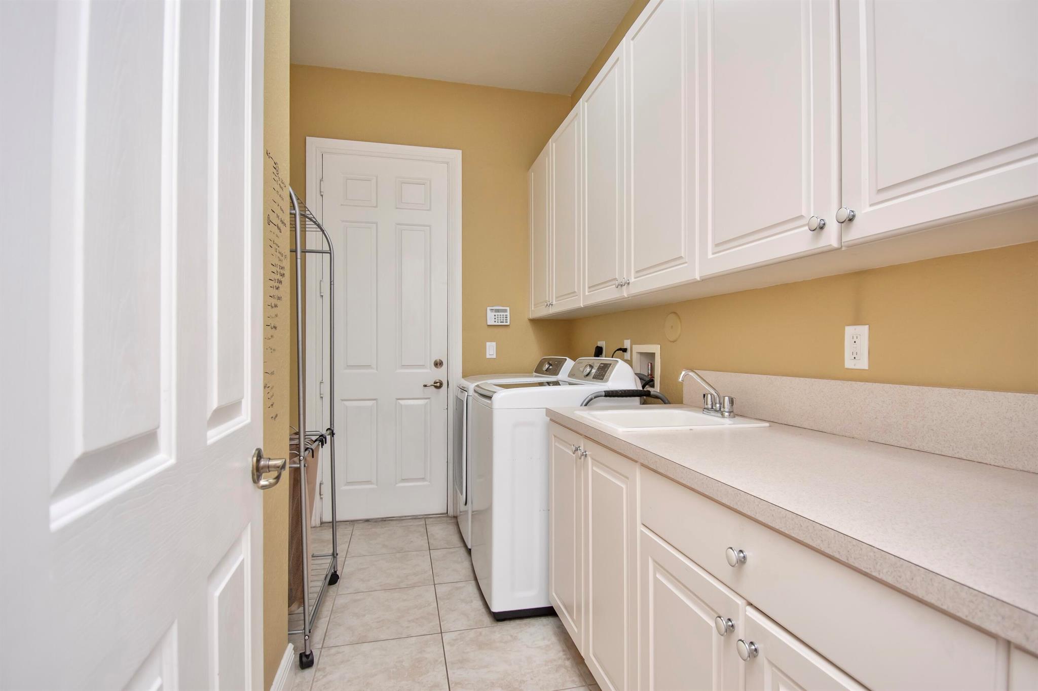 16106 Rosecroft Terrace