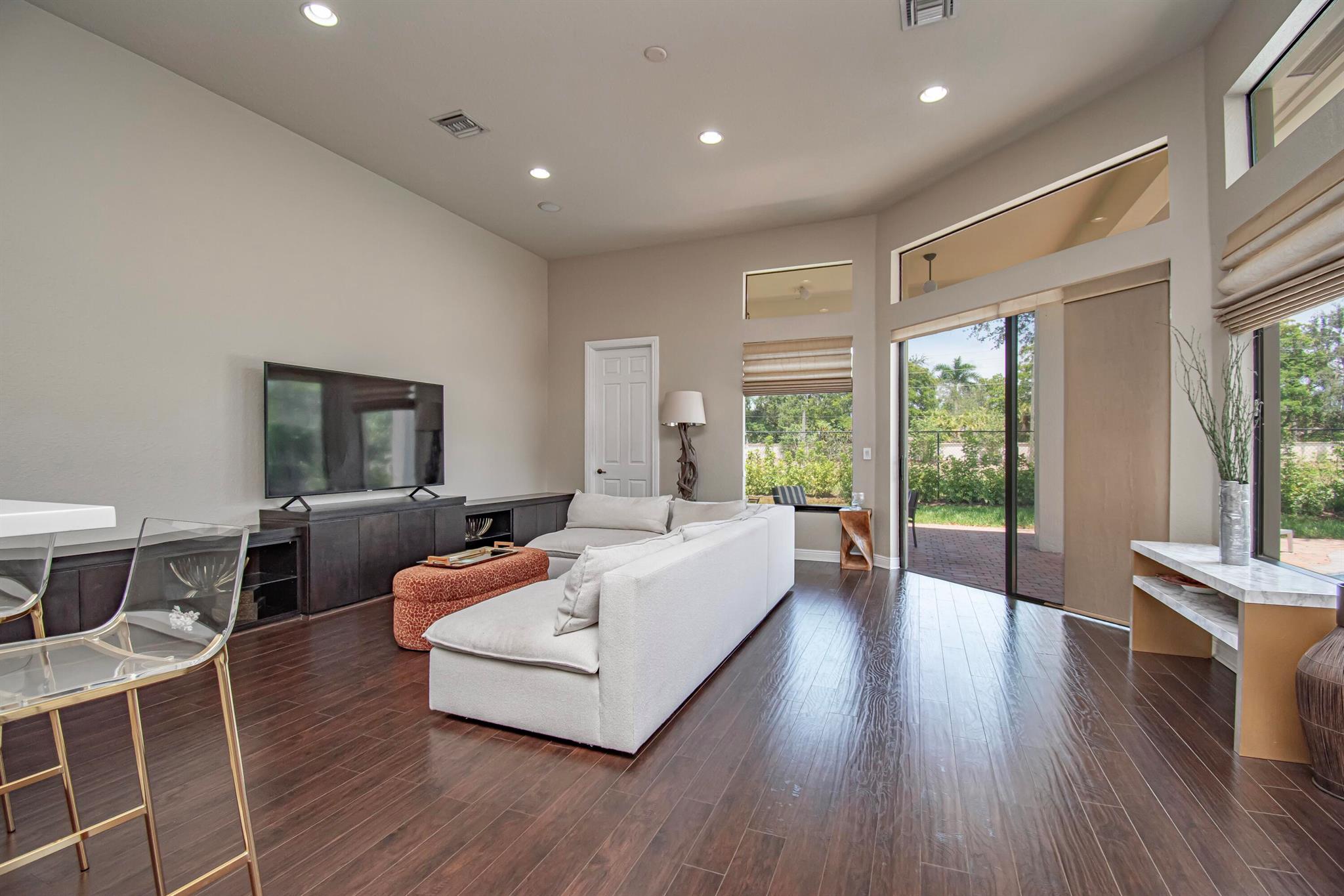 16106 Rosecroft Terrace