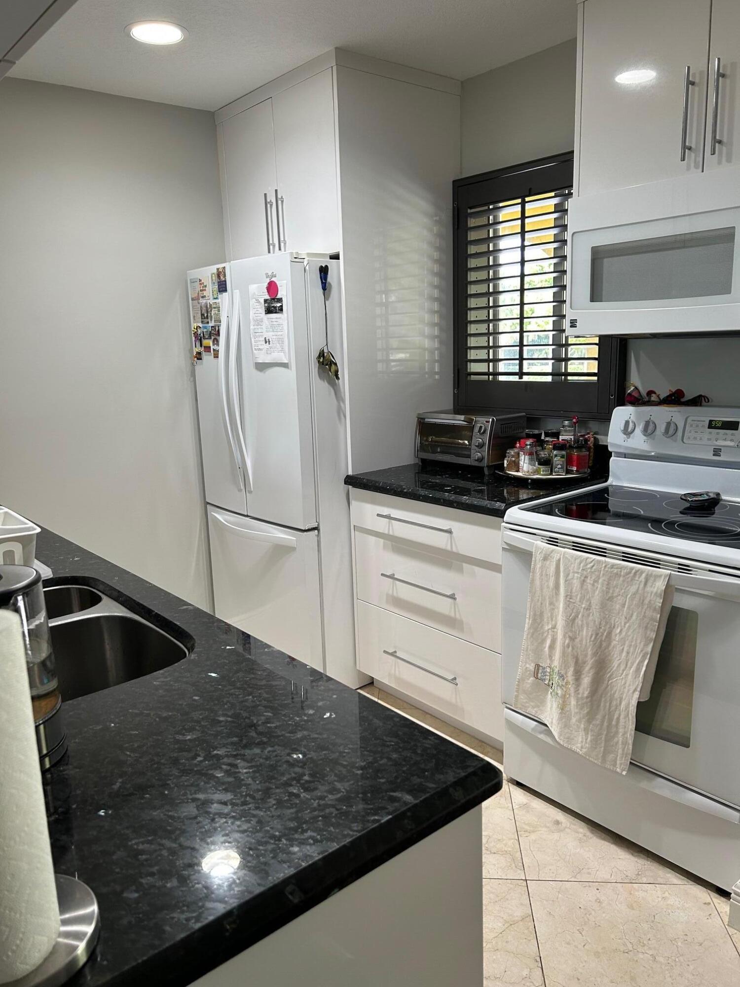 826 SW 9 St Circle 203