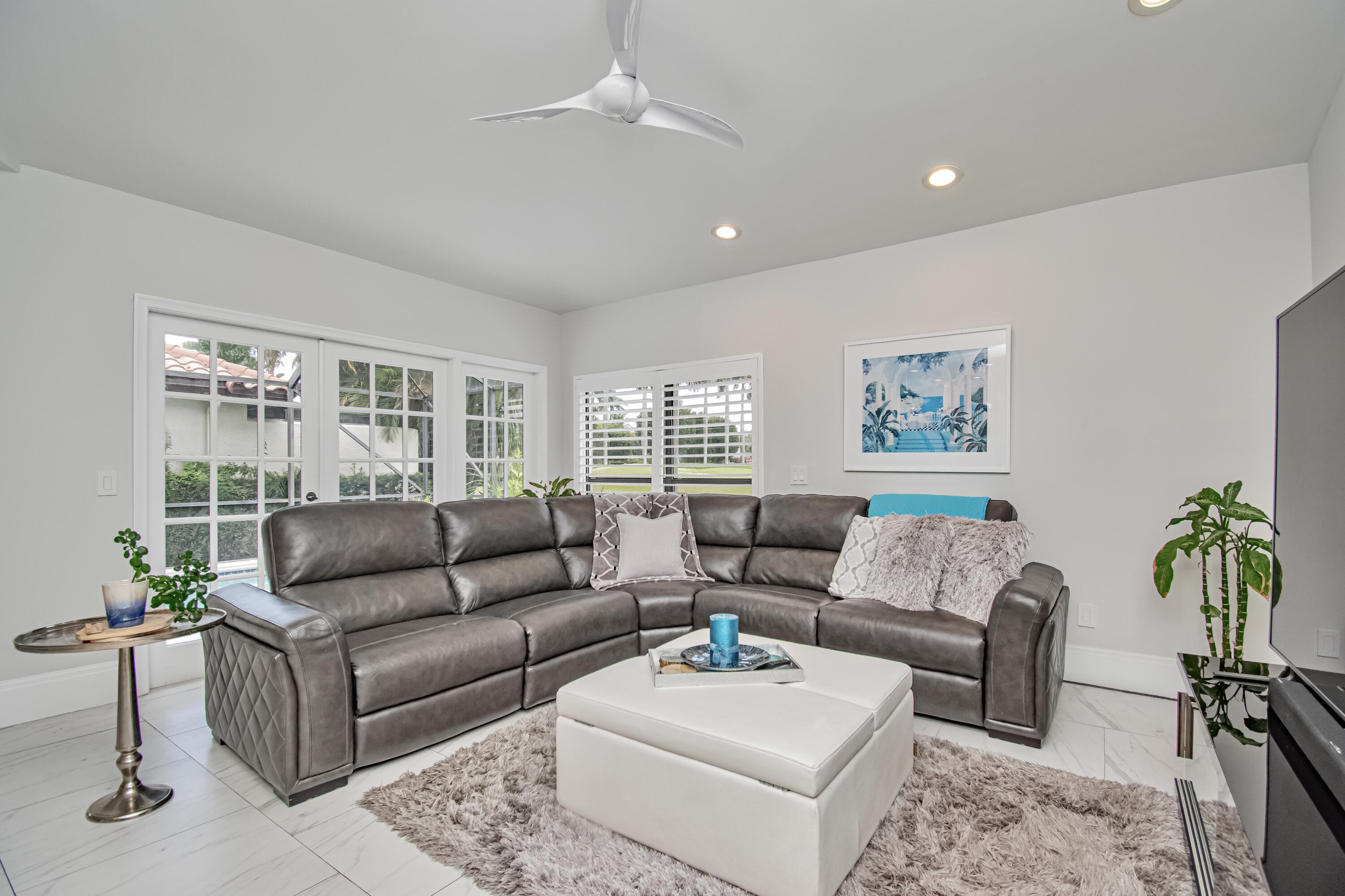 22504 W Esplanada Circle W