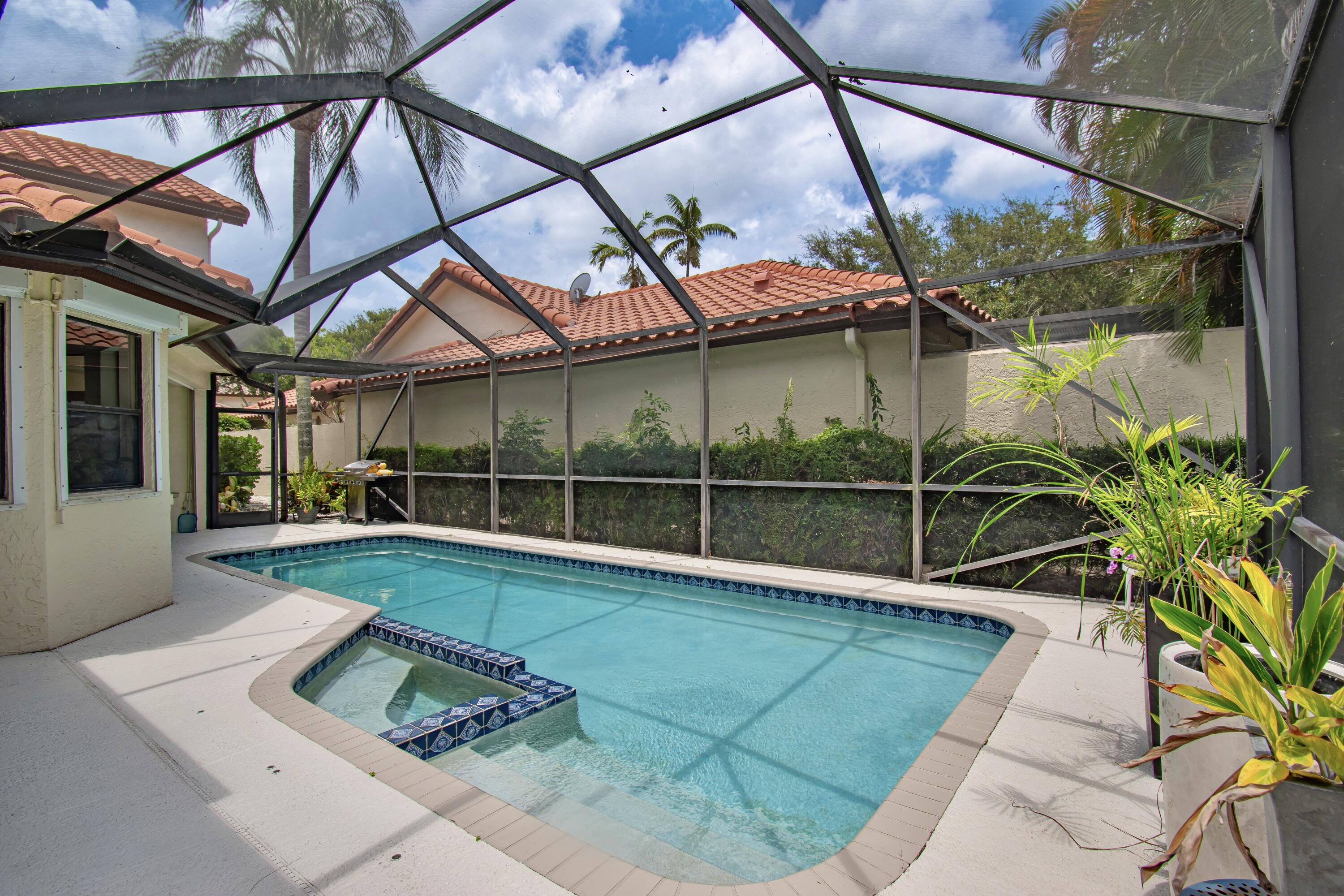 22504 W Esplanada Circle W