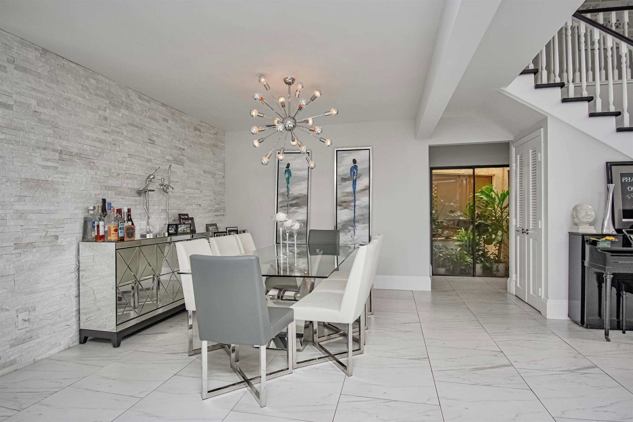 22504 W Esplanada Circle W