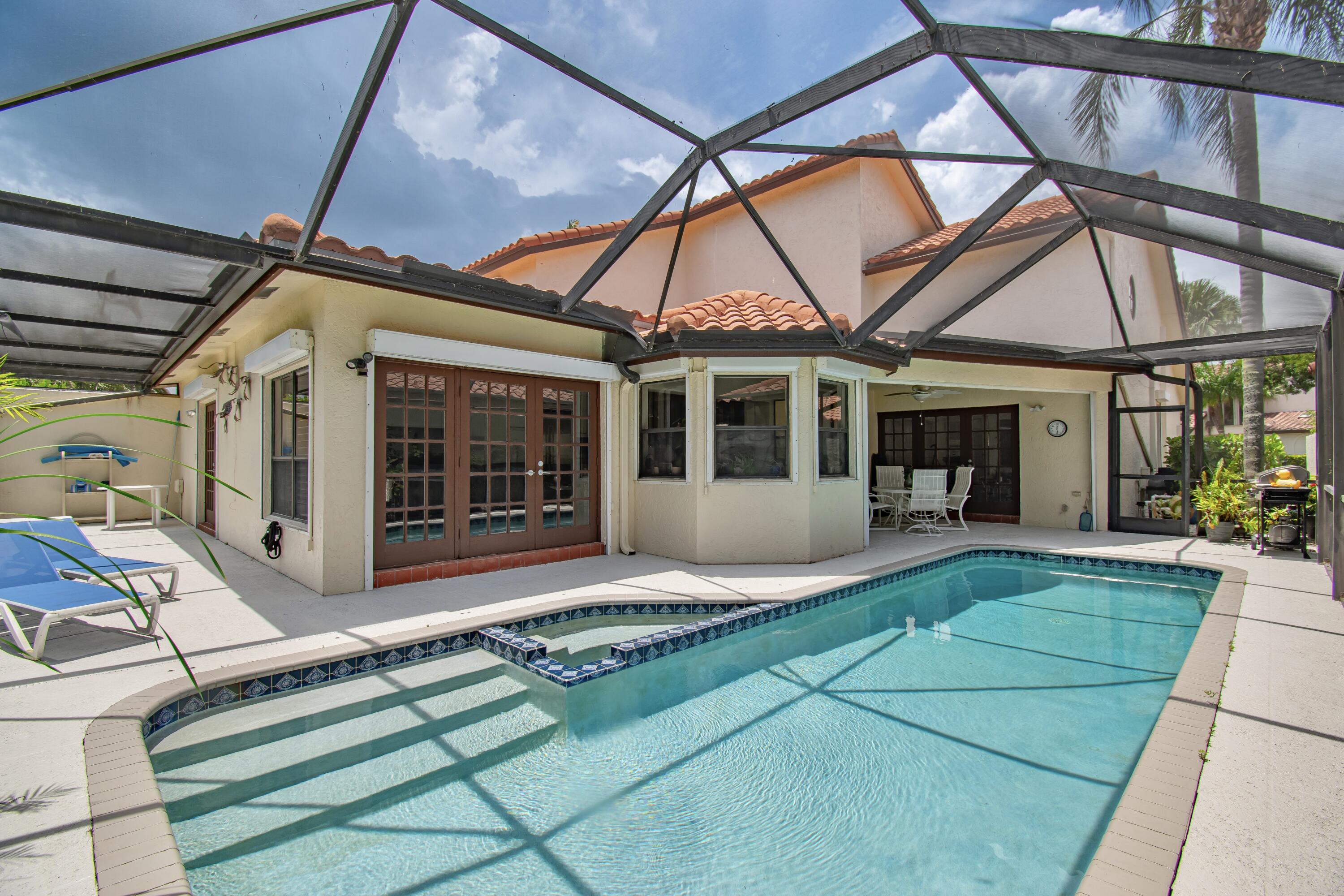 22504 W Esplanada Circle W