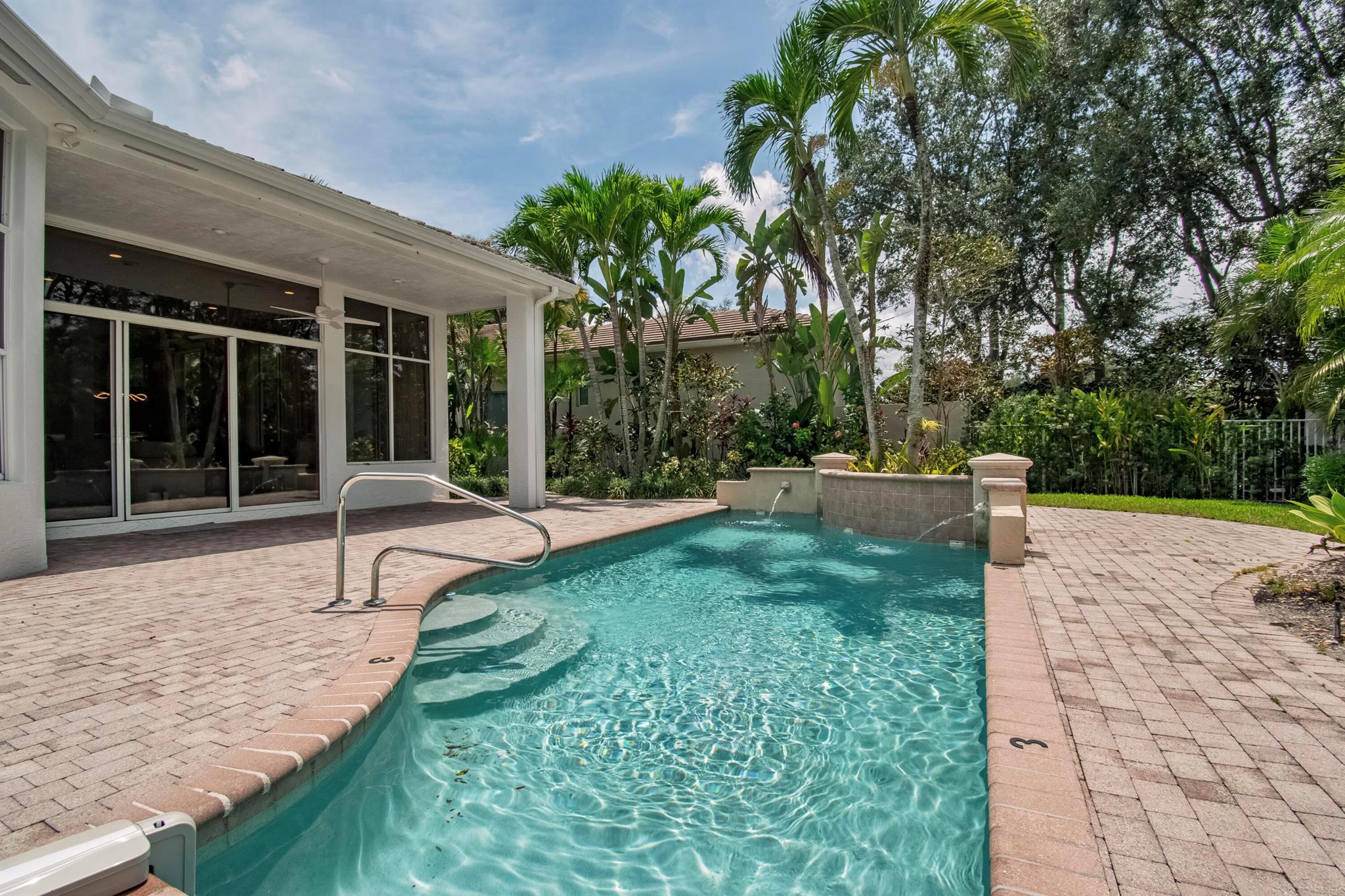 7837 Villa D Este Way