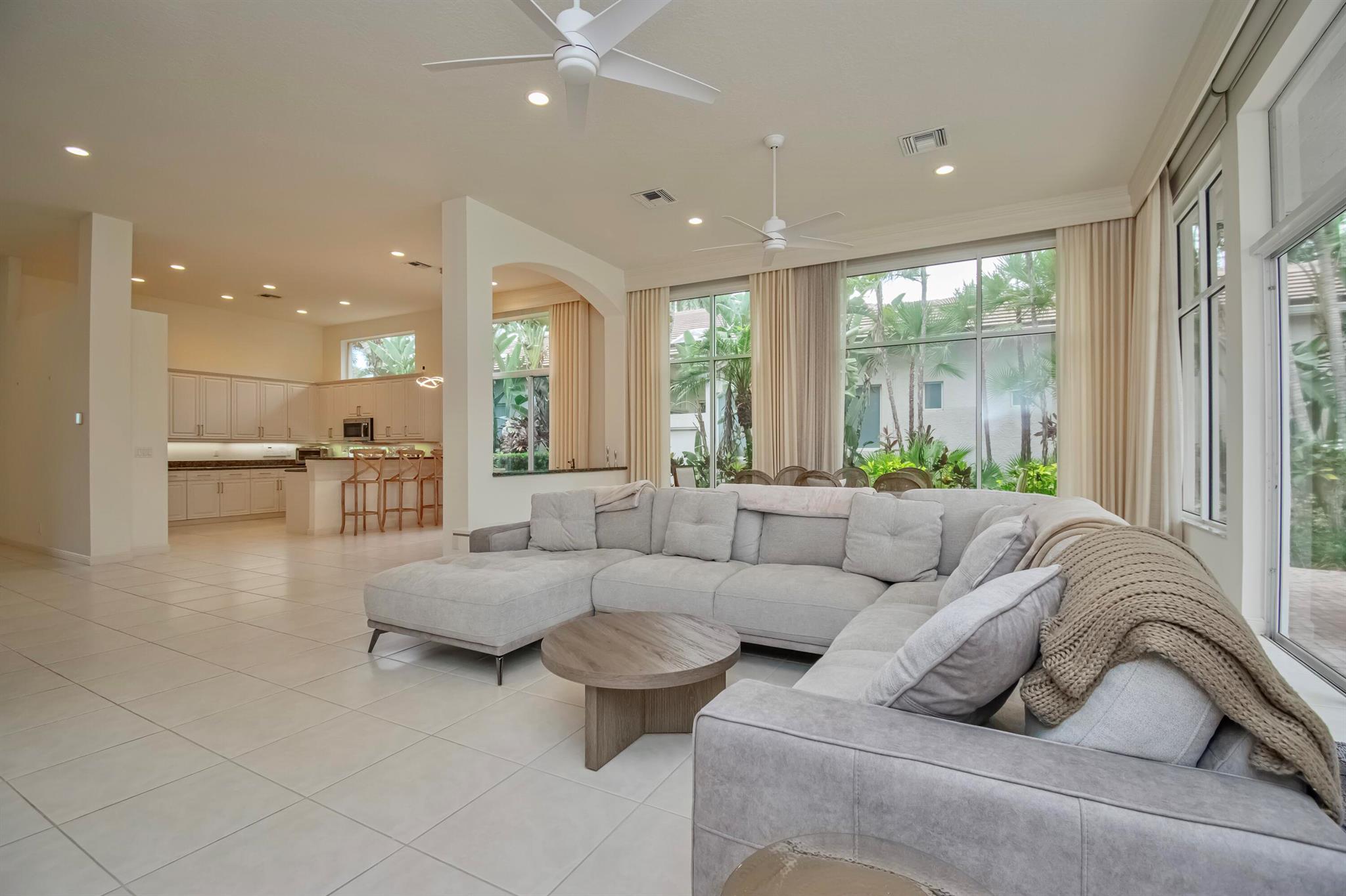 7837 Villa D Este Way