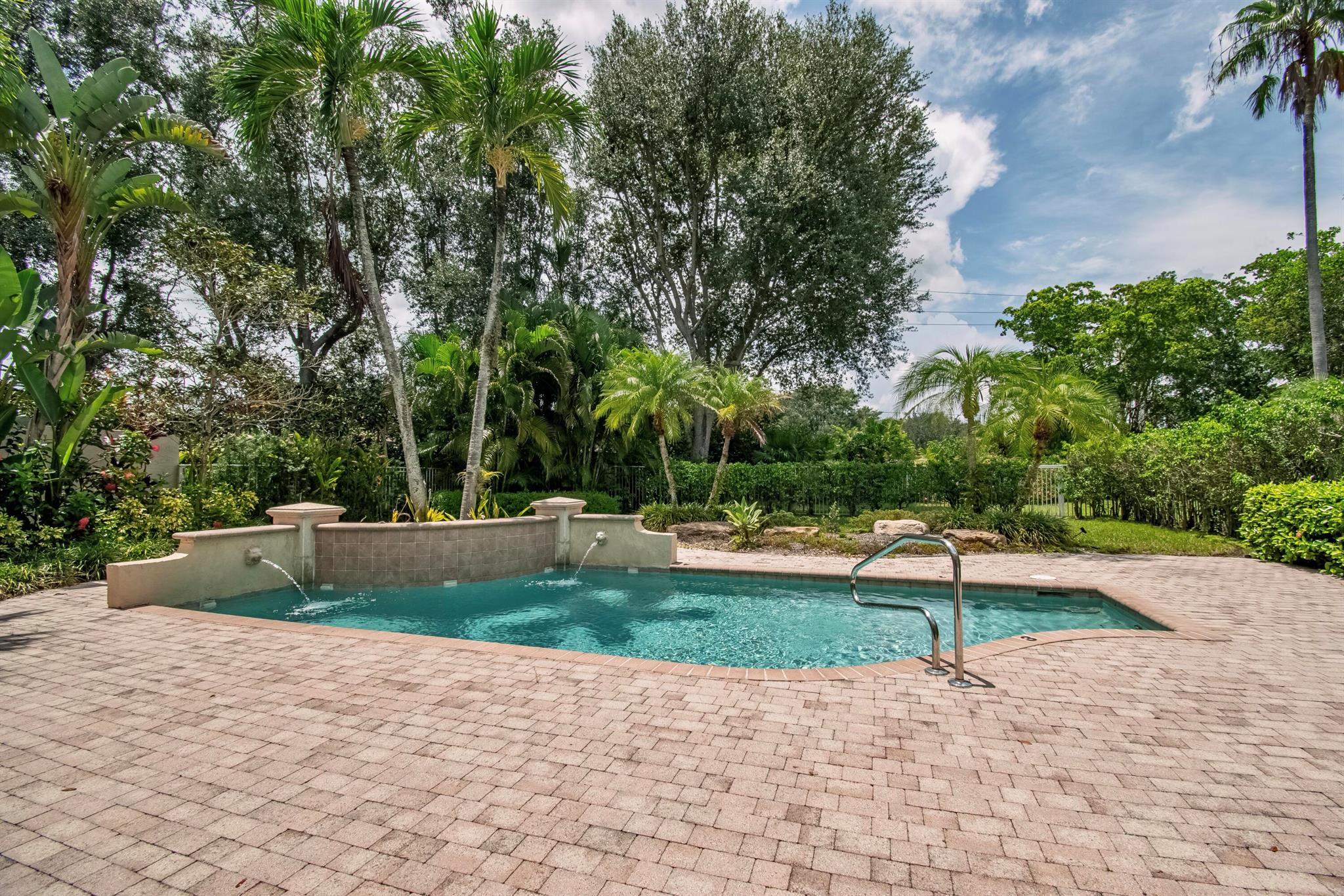 7837 Villa D Este Way