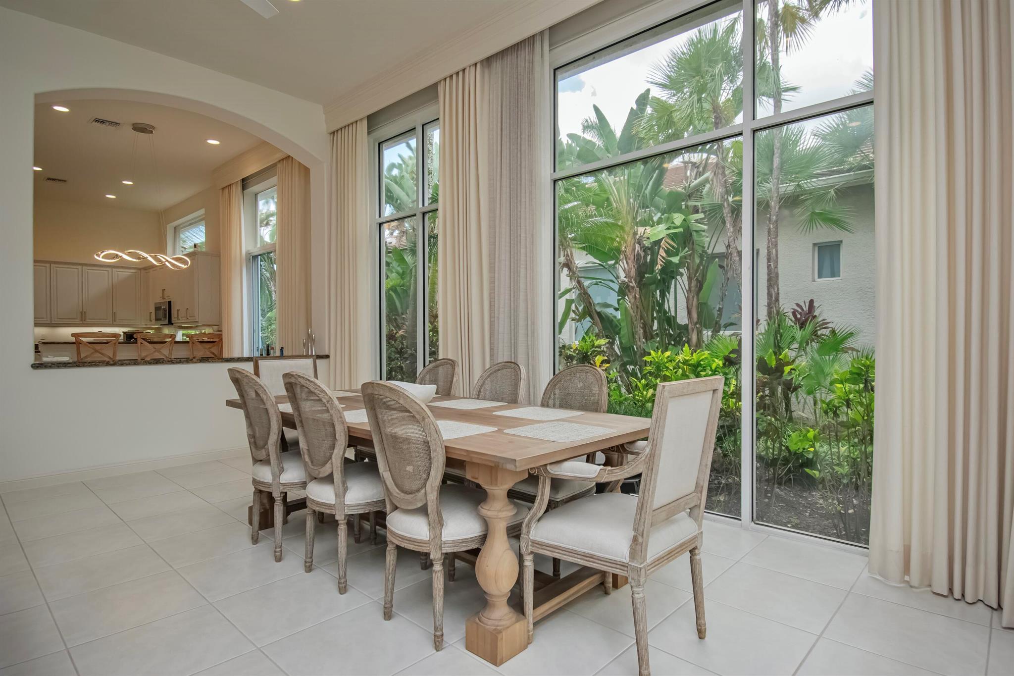 7837 Villa D Este Way