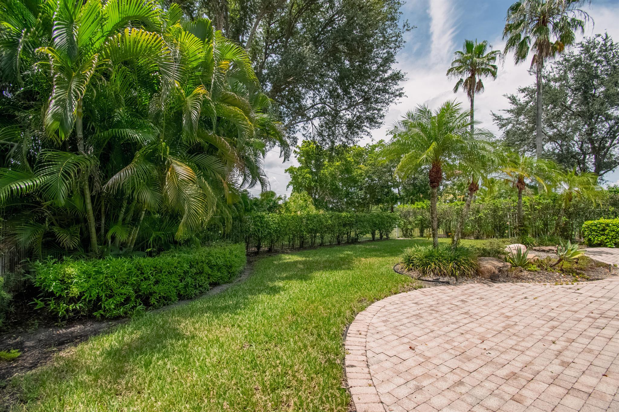 7837 Villa D Este Way