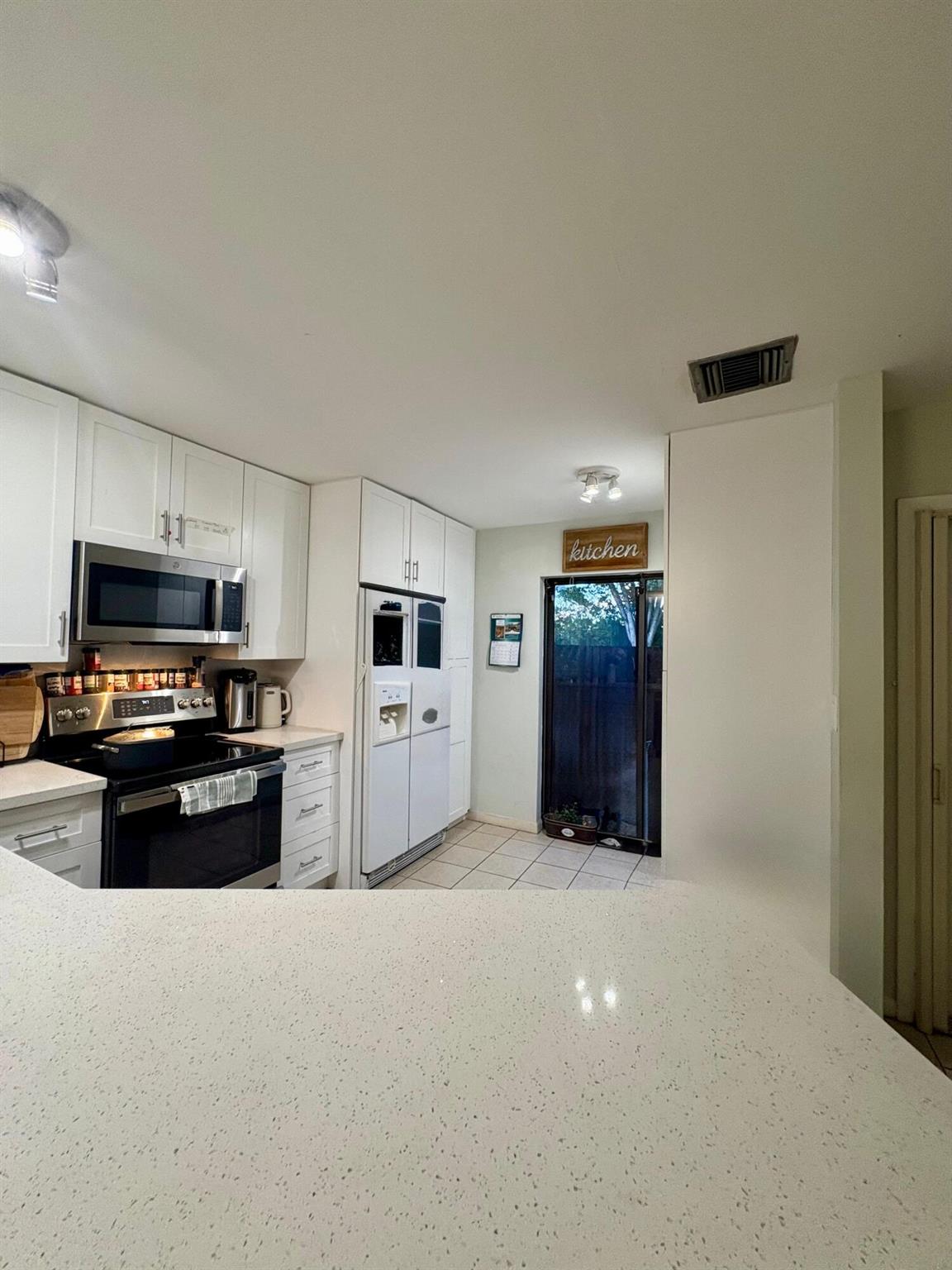 7650 Lago Del Mar 202 Drive 202