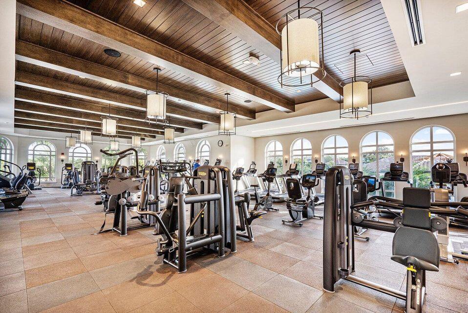 16100 Villa Vizcaya Place