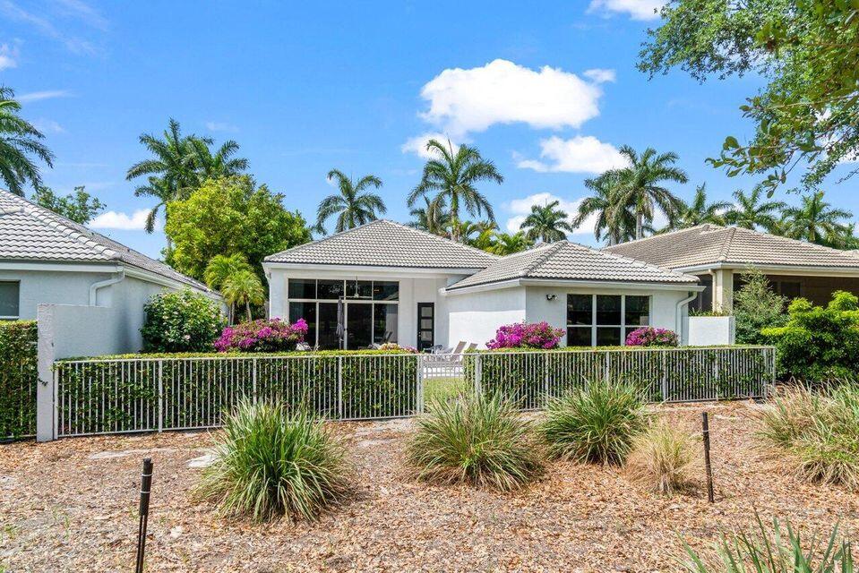 16100 Villa Vizcaya Place