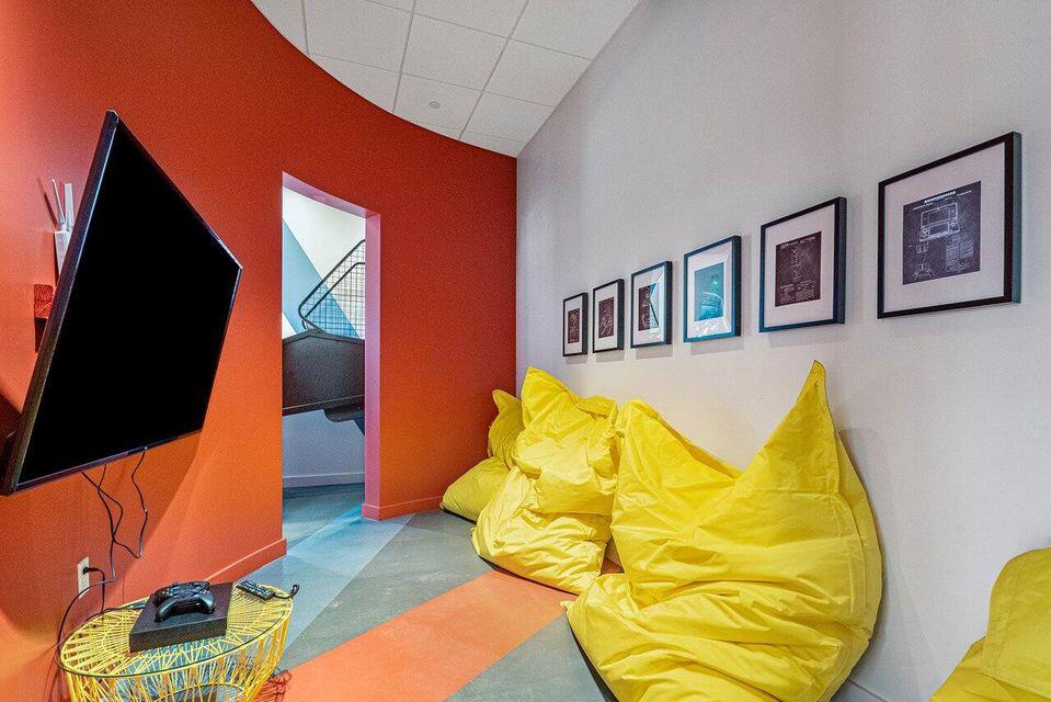 16100 Villa Vizcaya Place