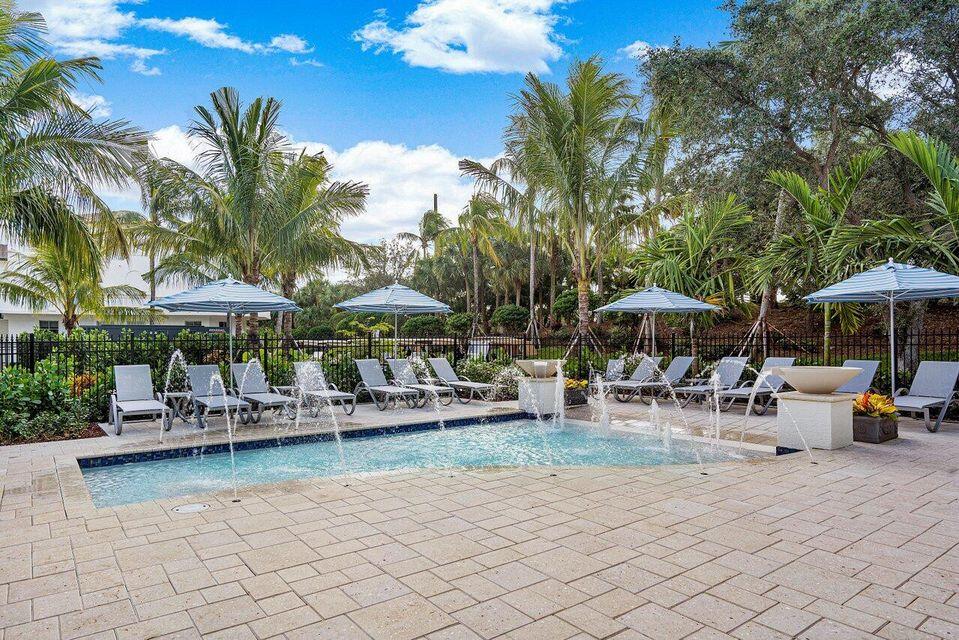 16100 Villa Vizcaya Place