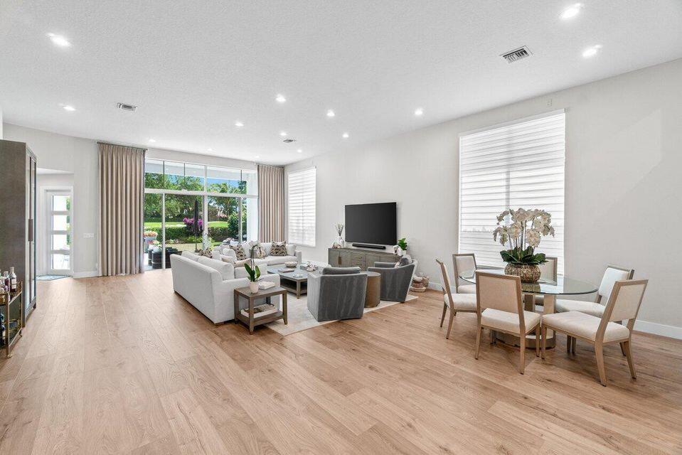 16100 Villa Vizcaya Place