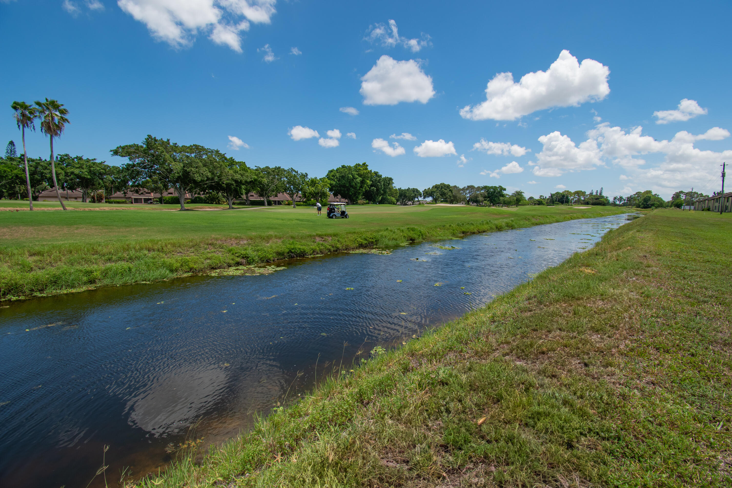 4696 Lucerne Lakes Boulevard 102