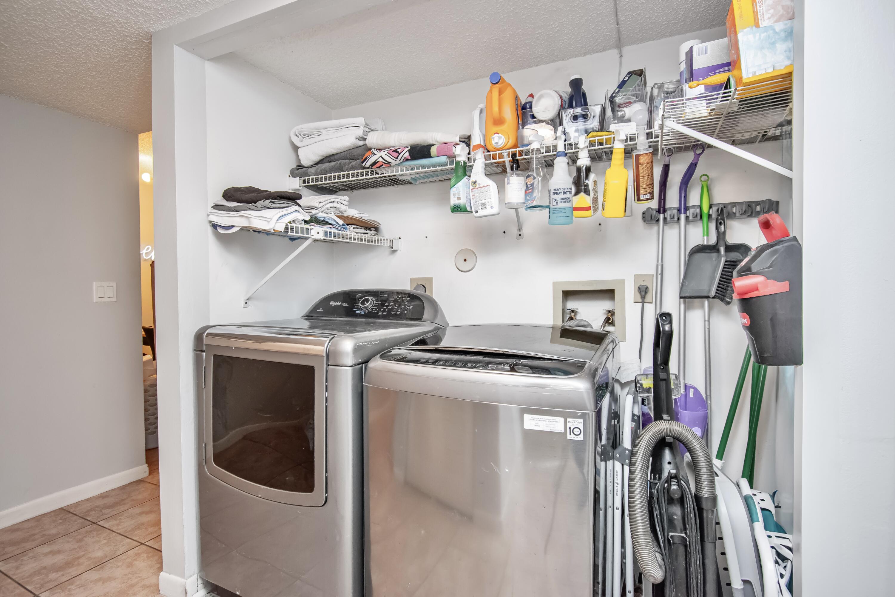 4696 Lucerne Lakes Boulevard 102