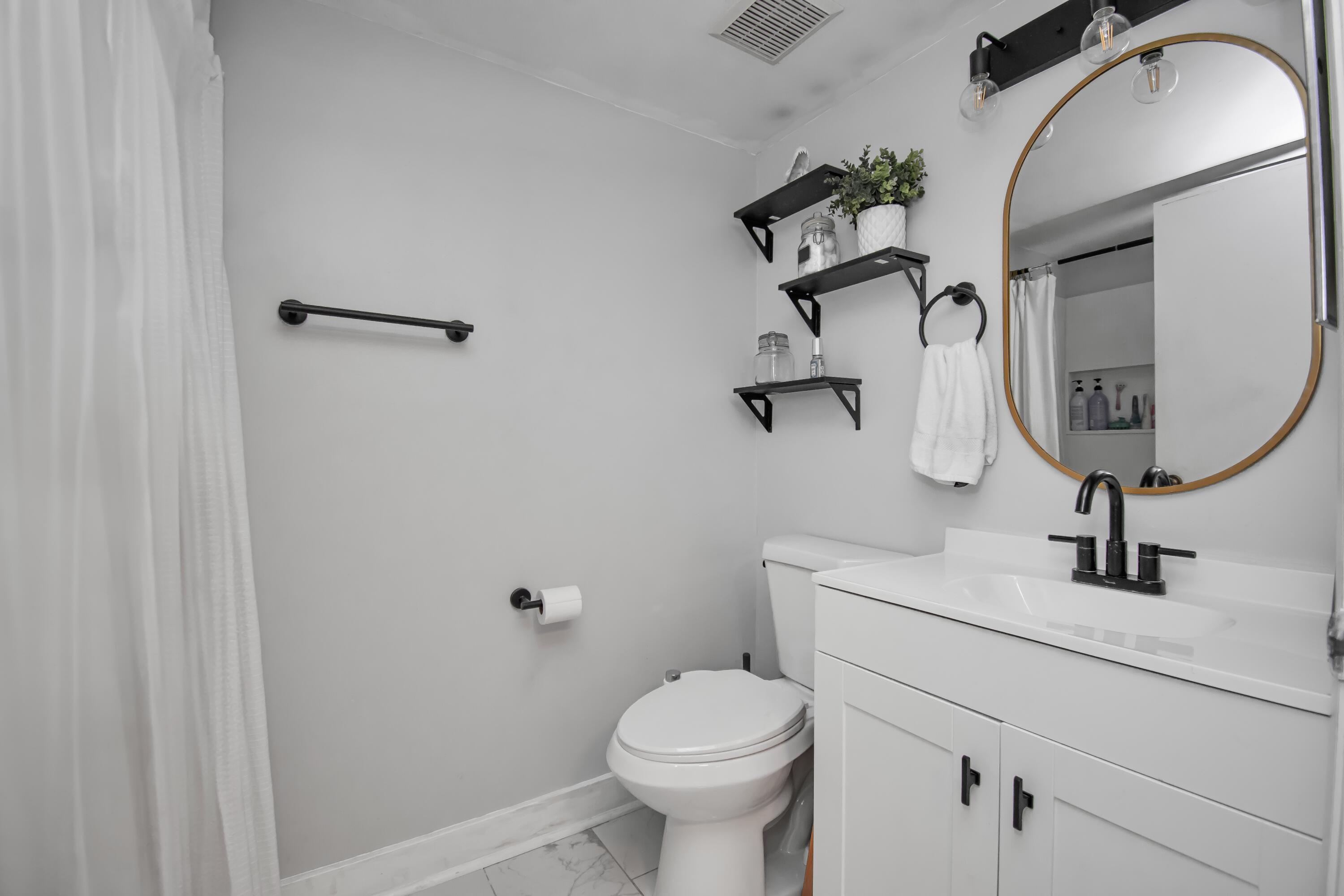 4696 Lucerne Lakes Boulevard 102