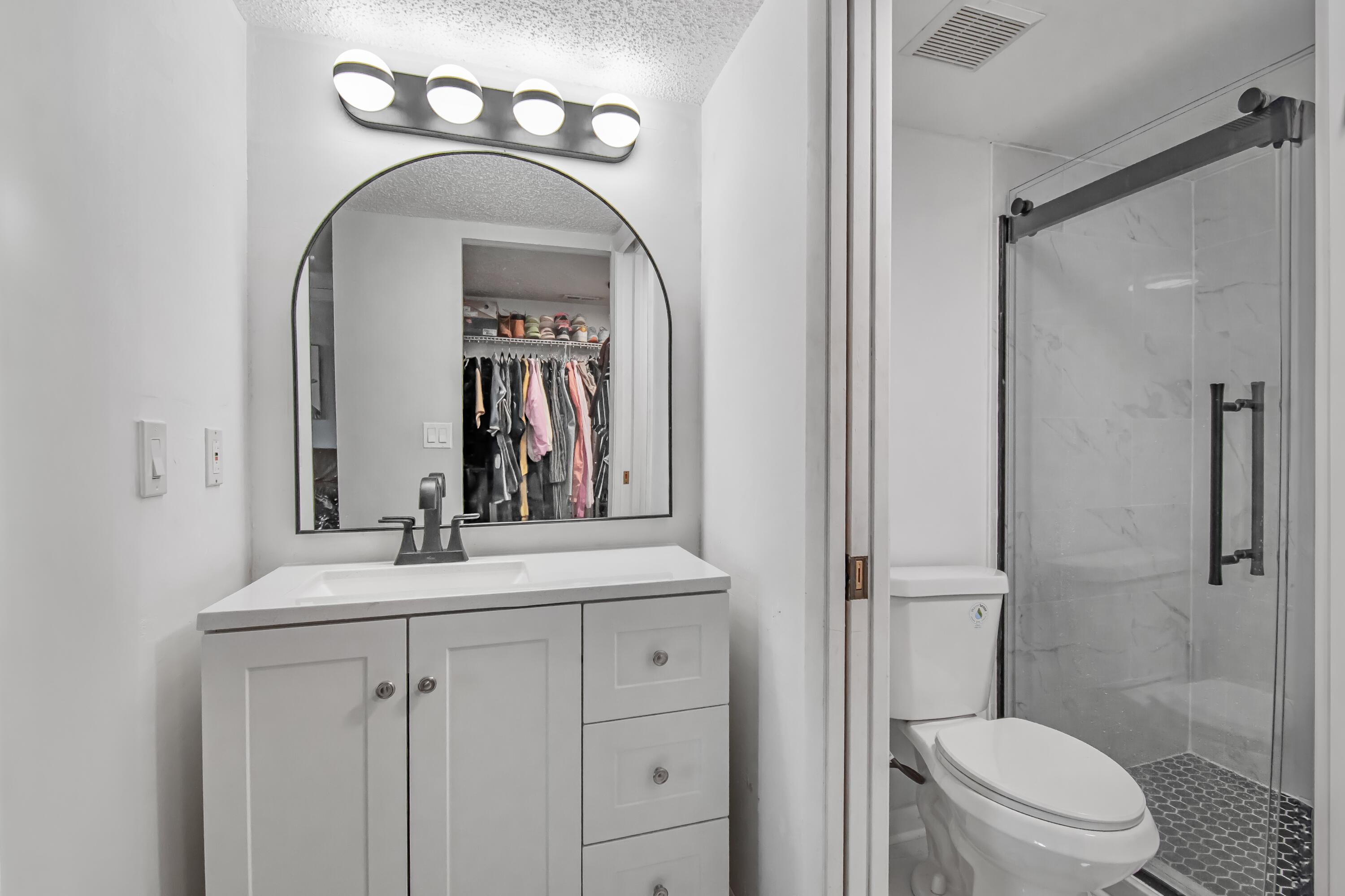 4696 Lucerne Lakes Boulevard 102