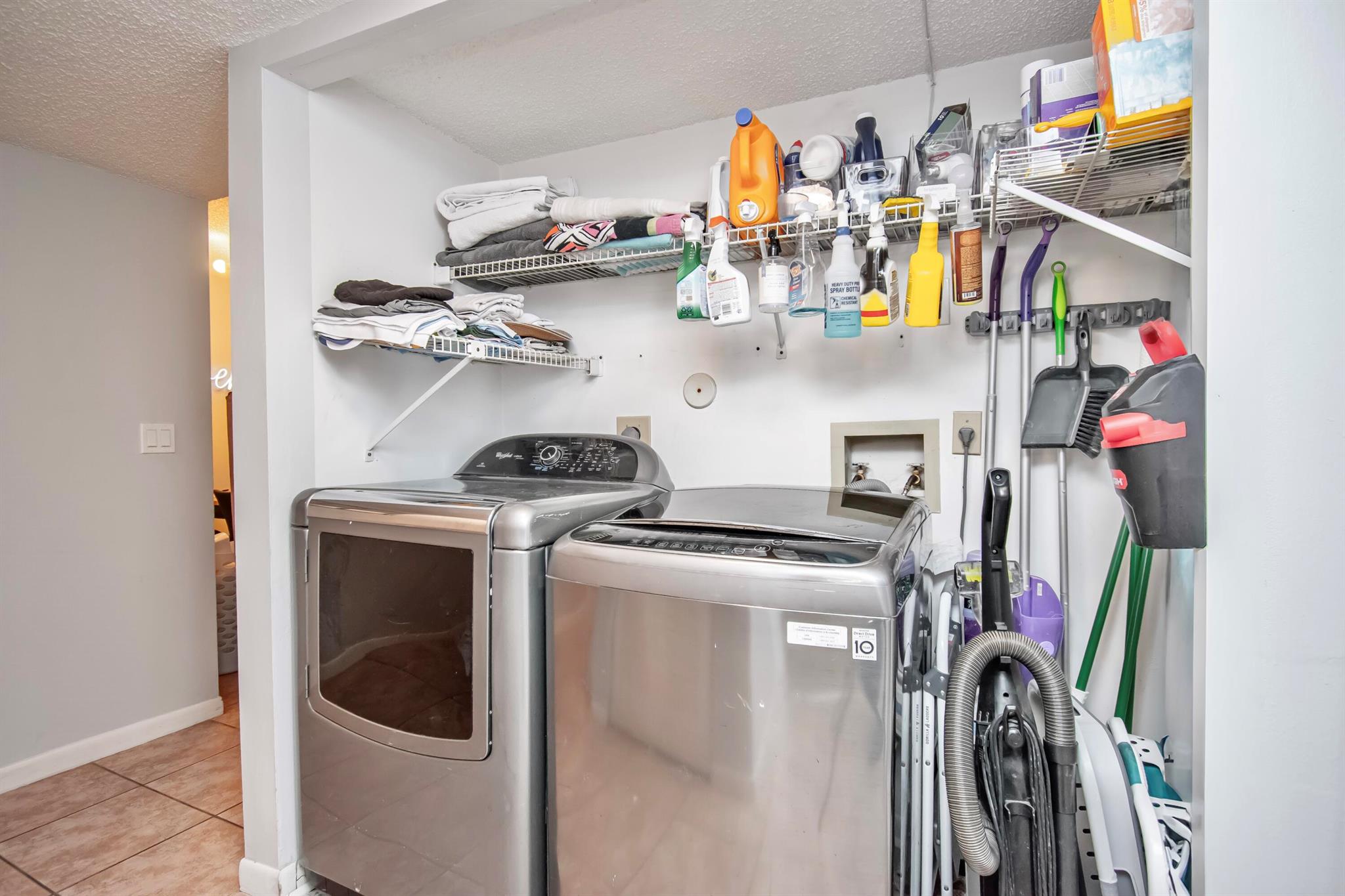 4696 Lucerne Lakes Boulevard 102