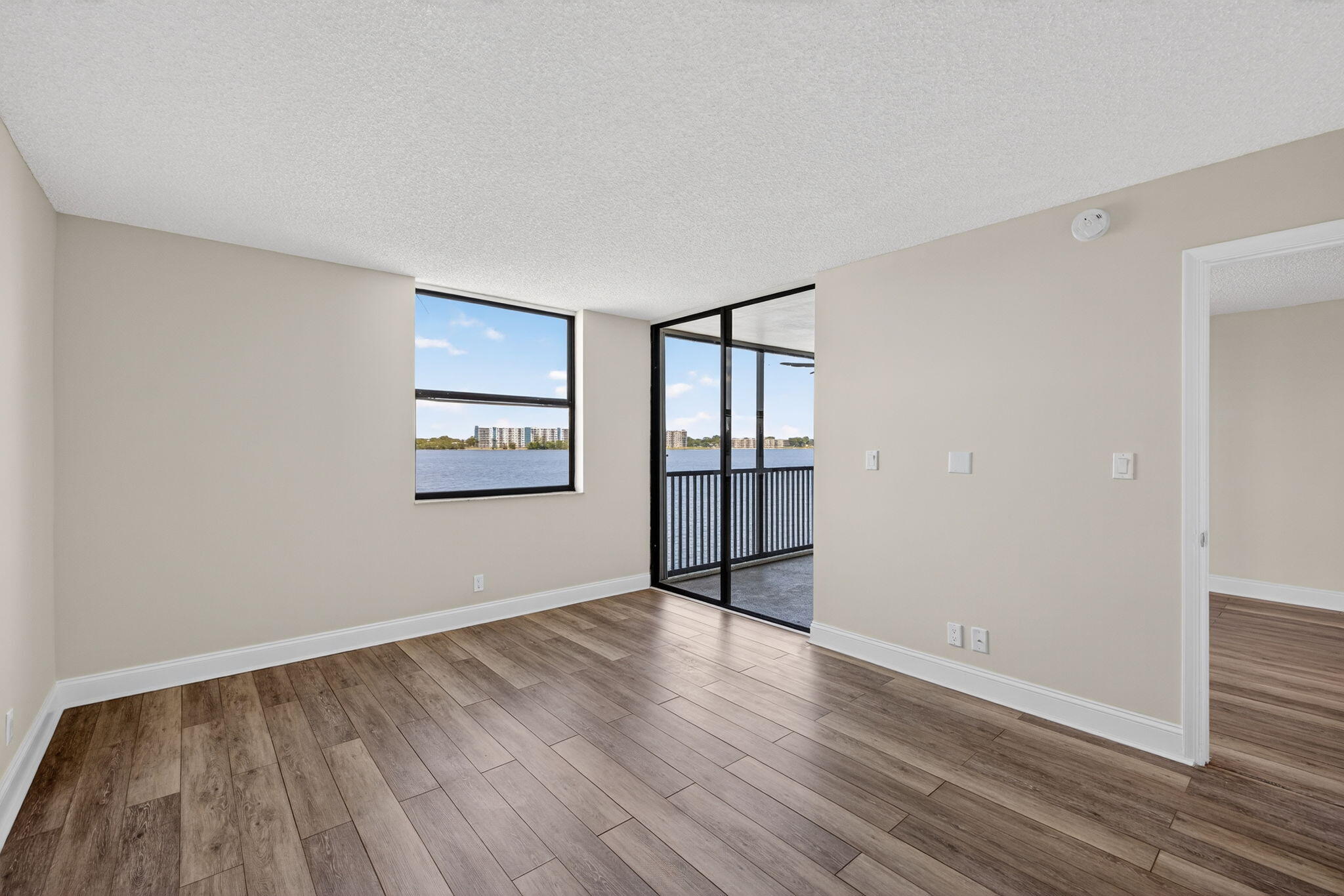 117 Lake Emerald Drive 208