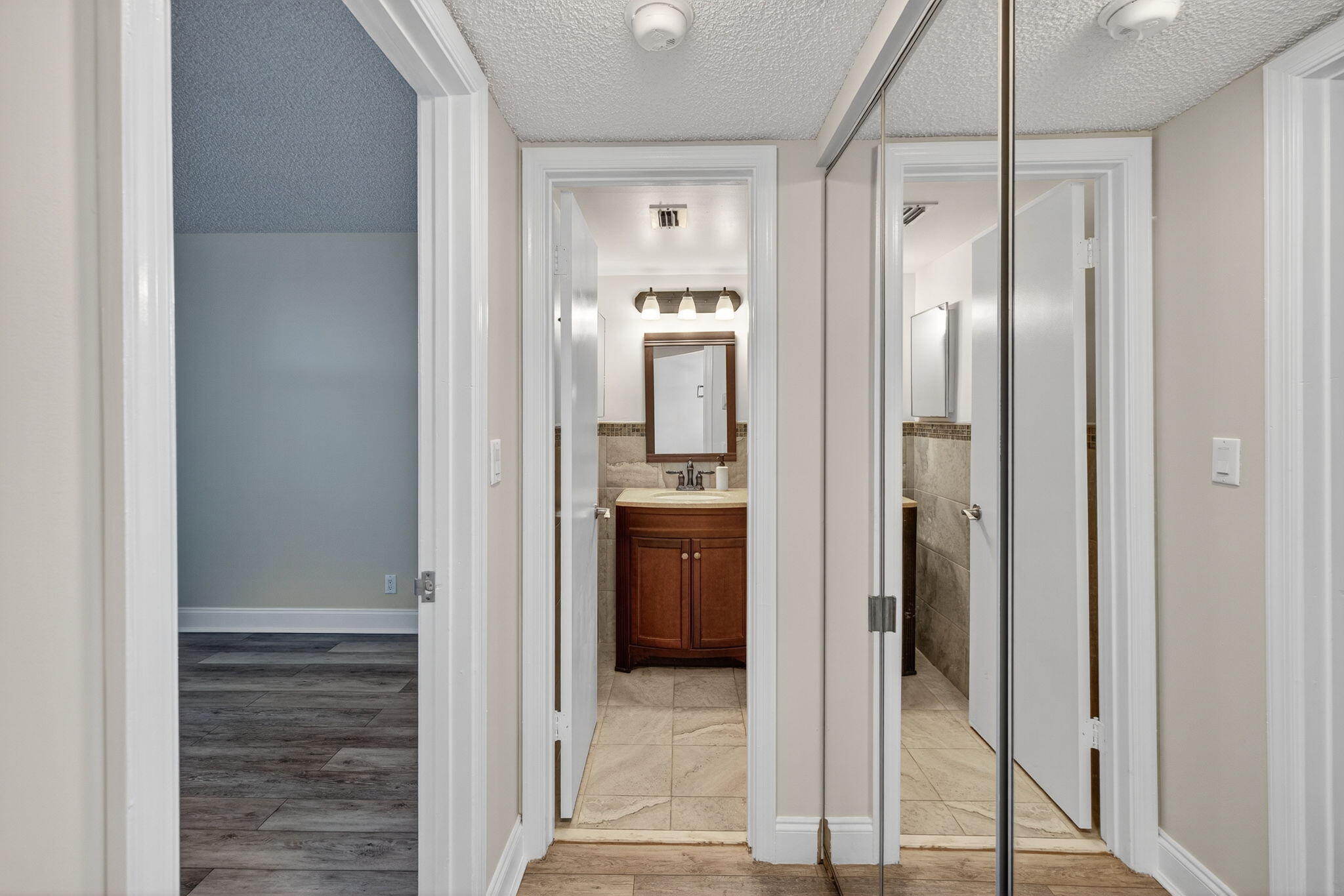 117 Lake Emerald Drive 208