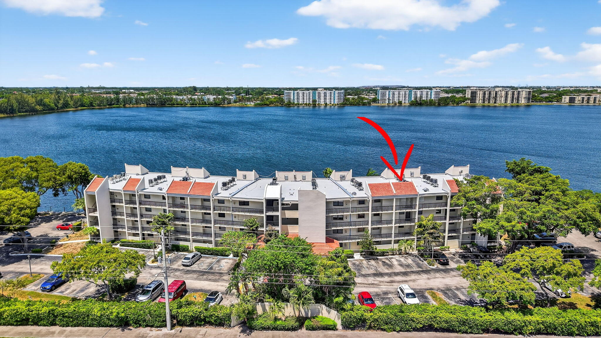 117 Lake Emerald Drive 208