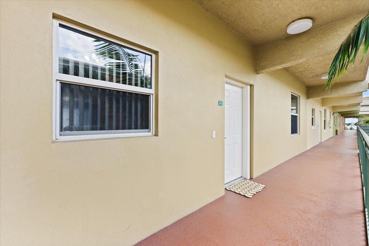 1620 Presidential Way 504b