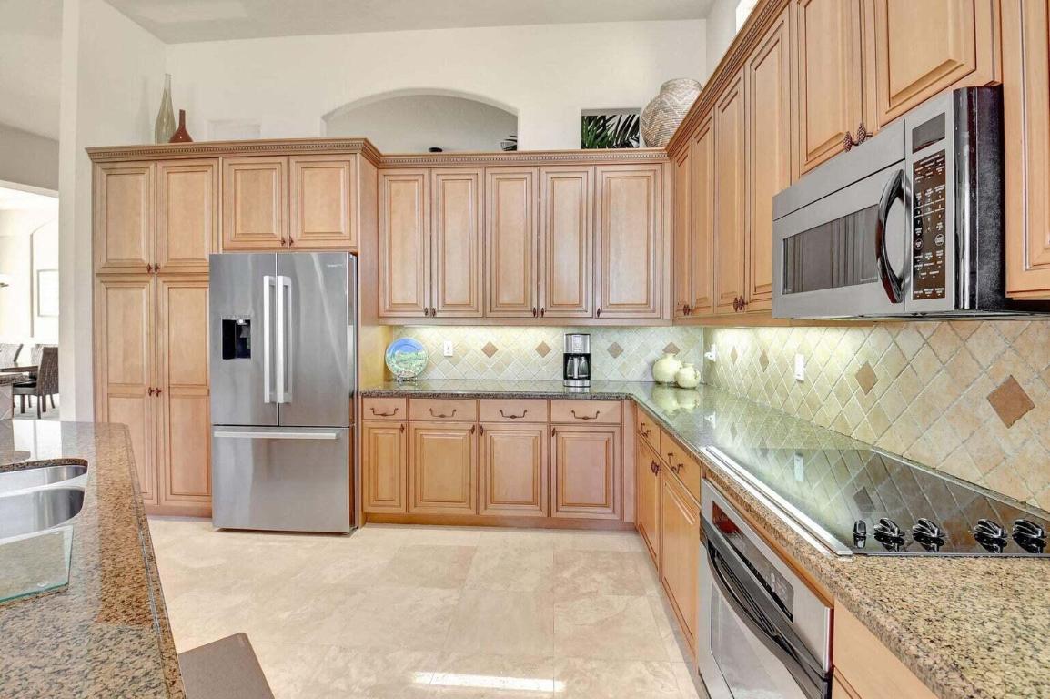 7741 Montecito Place