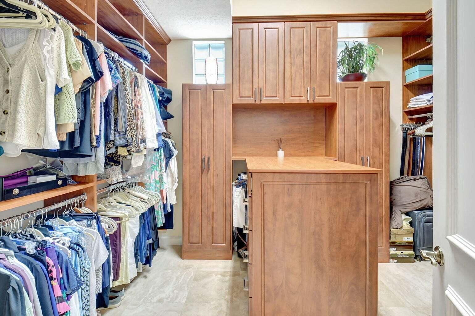 7741 Montecito Place