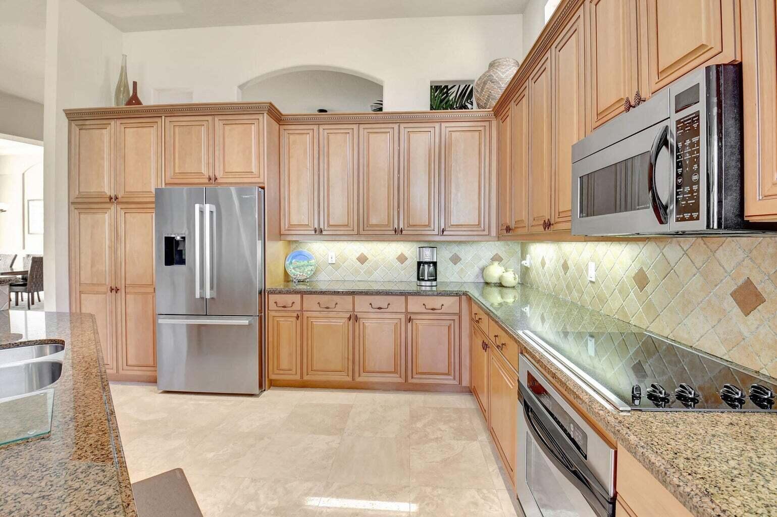 7741 Montecito Place