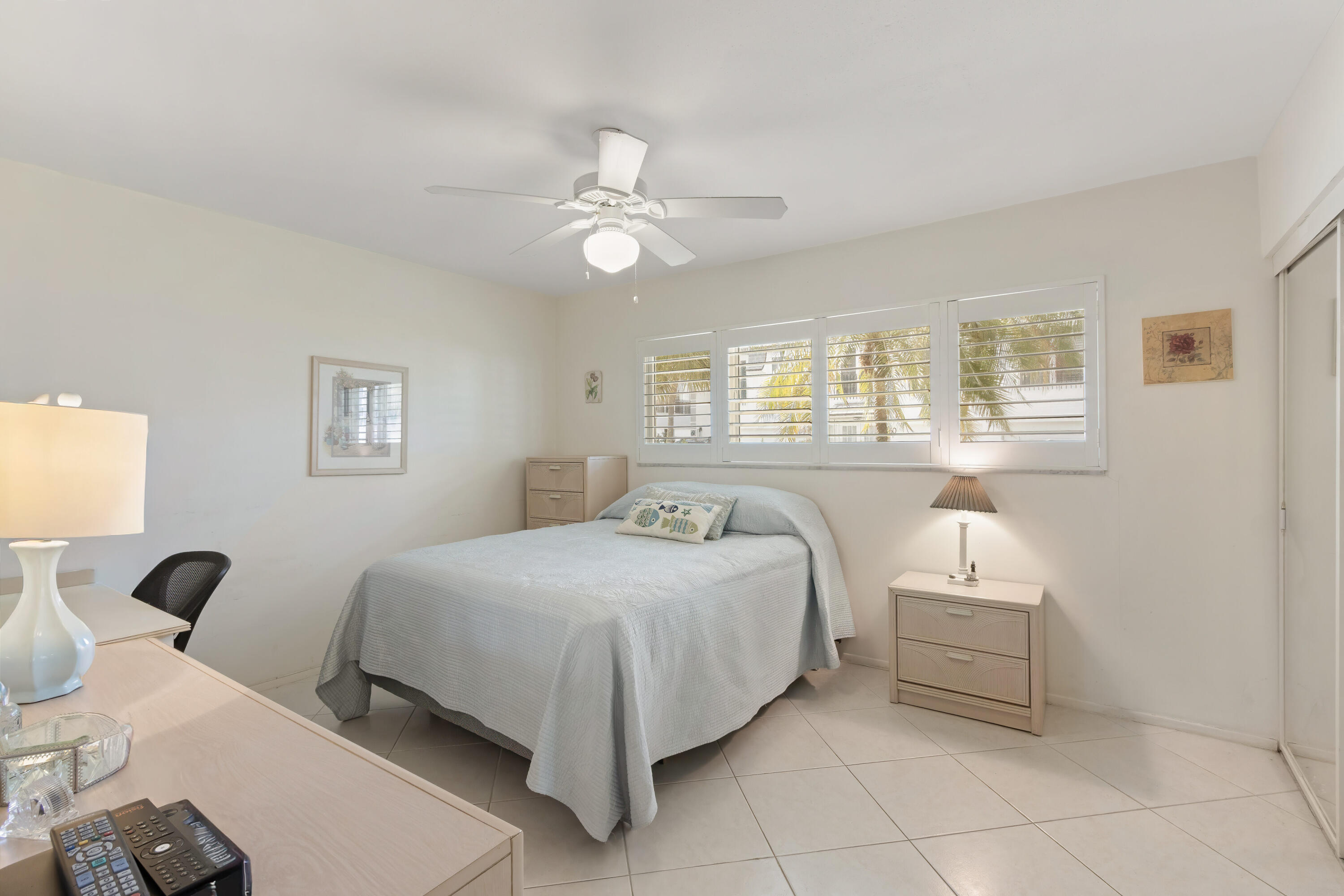 1198 Hillsboro Mile 128