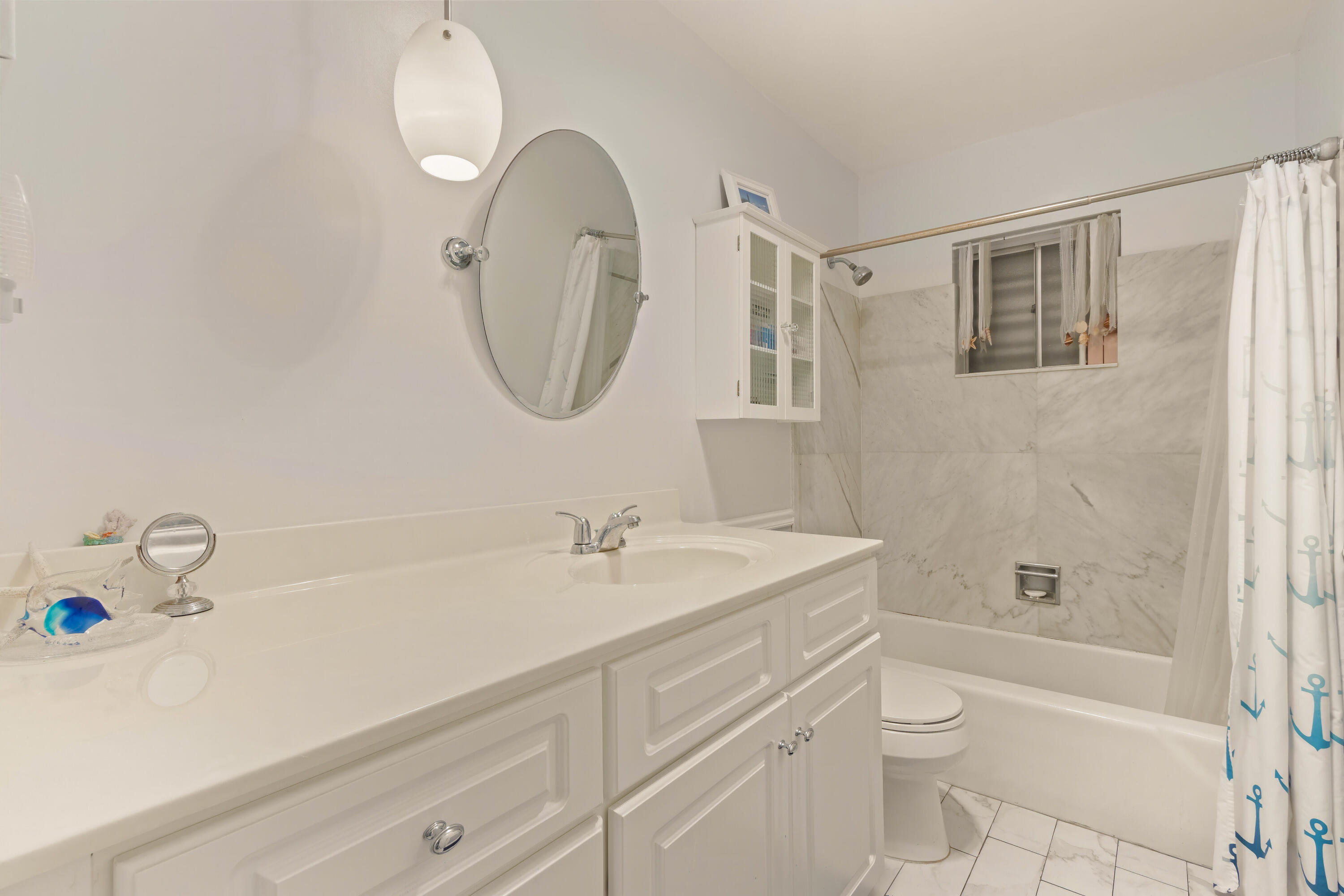 1198 Hillsboro Mile 128