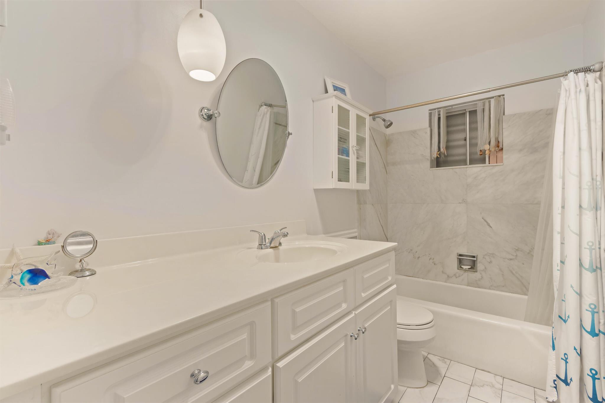 1198 Hillsboro Mile 128